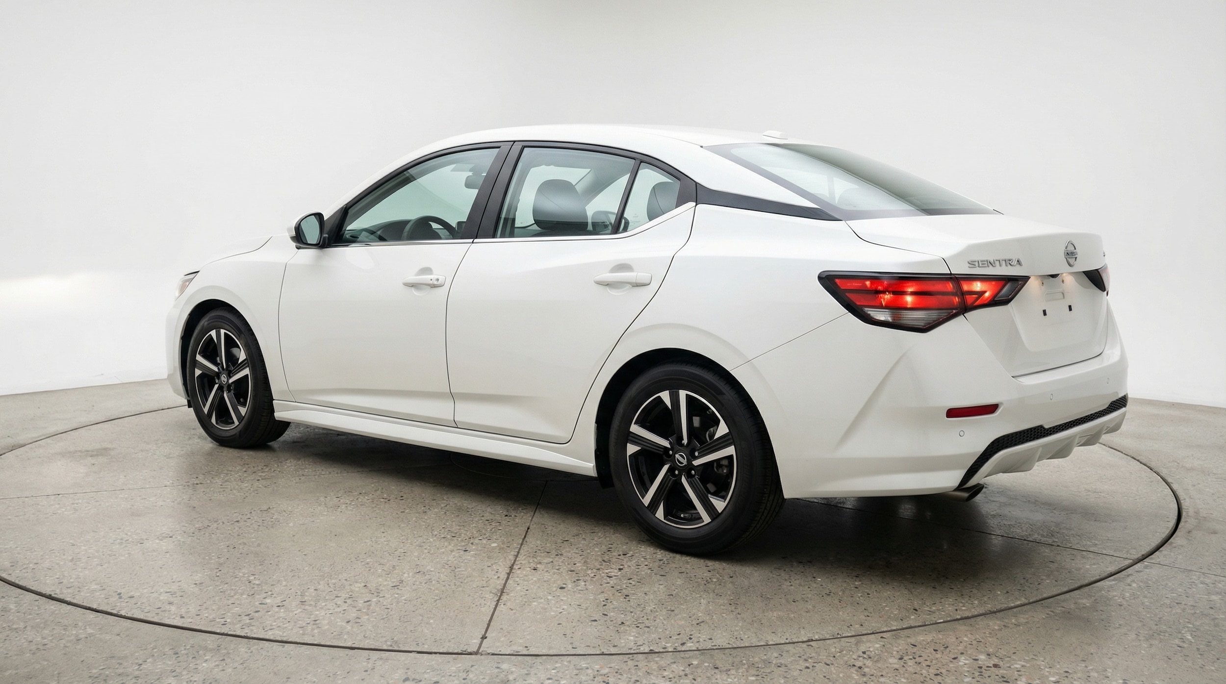 Thumbnail: 2025 Nissan Sentra - 5