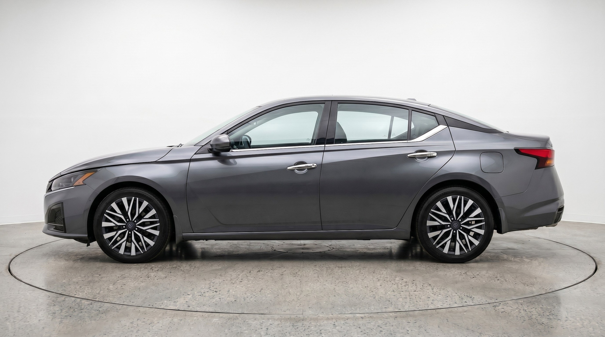Thumbnail: 2025 Nissan Altima - 5