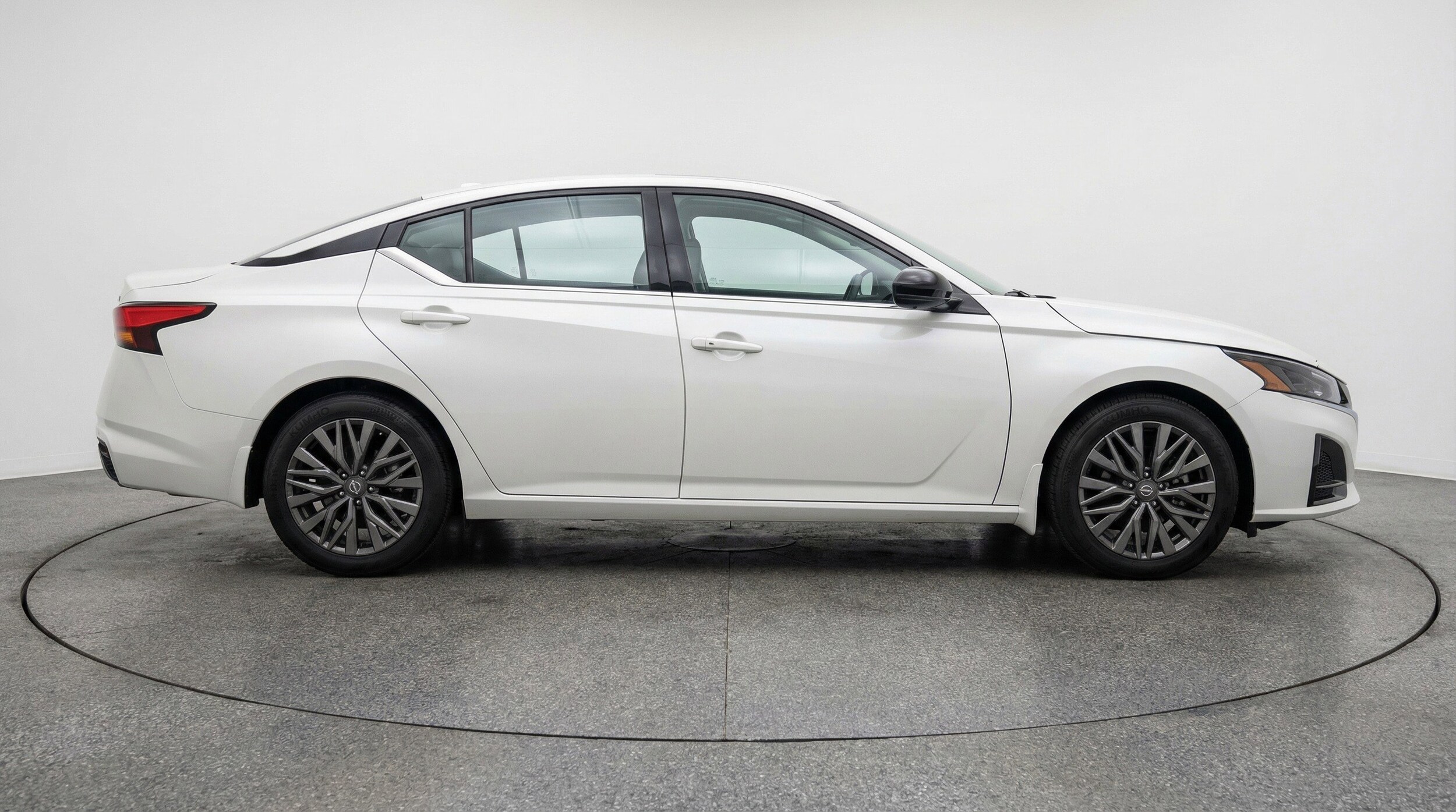 Thumbnail: 2025 Nissan Altima - 11
