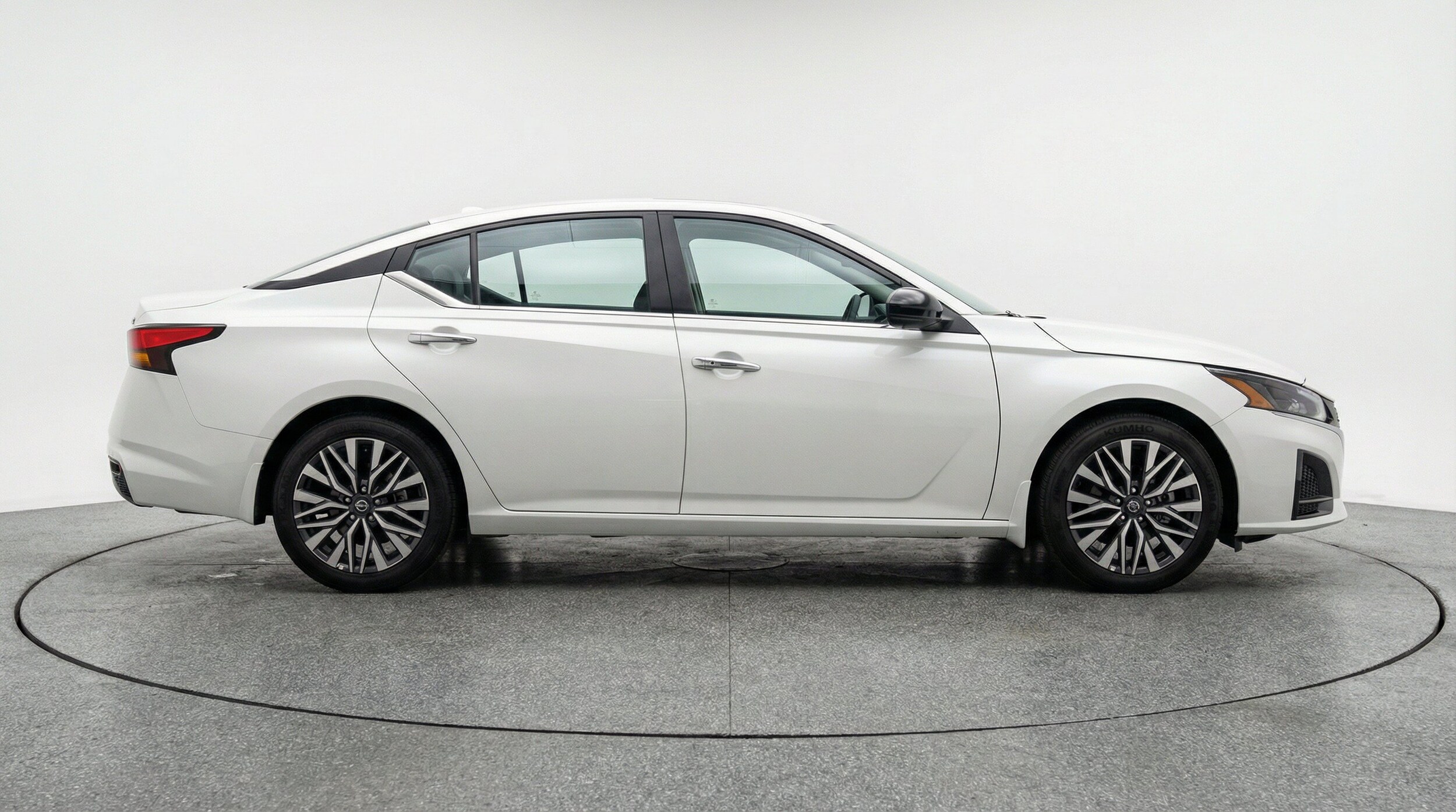 Thumbnail: 2025 Nissan Altima - 11