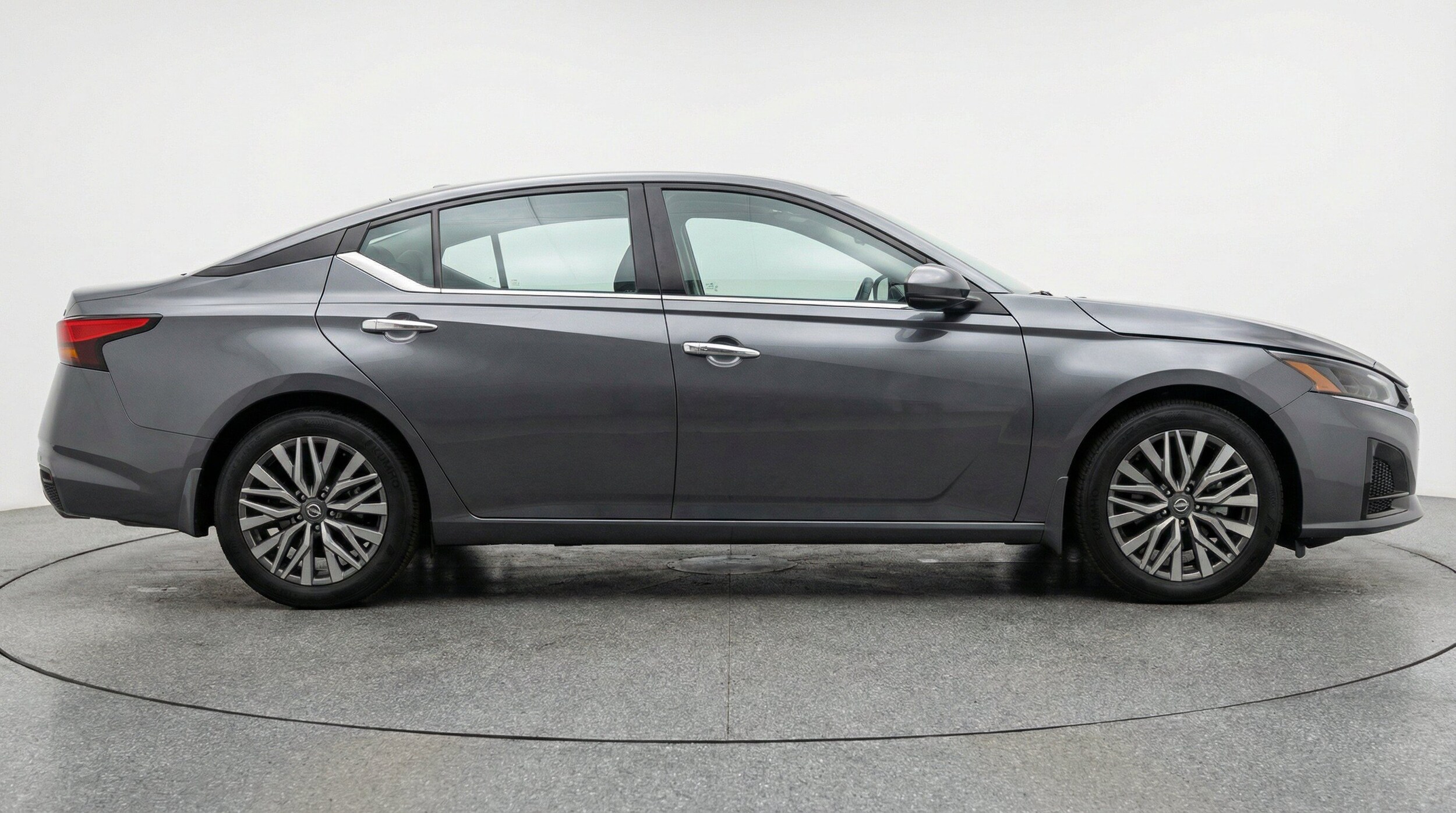 Thumbnail: 2025 Nissan Altima - 11