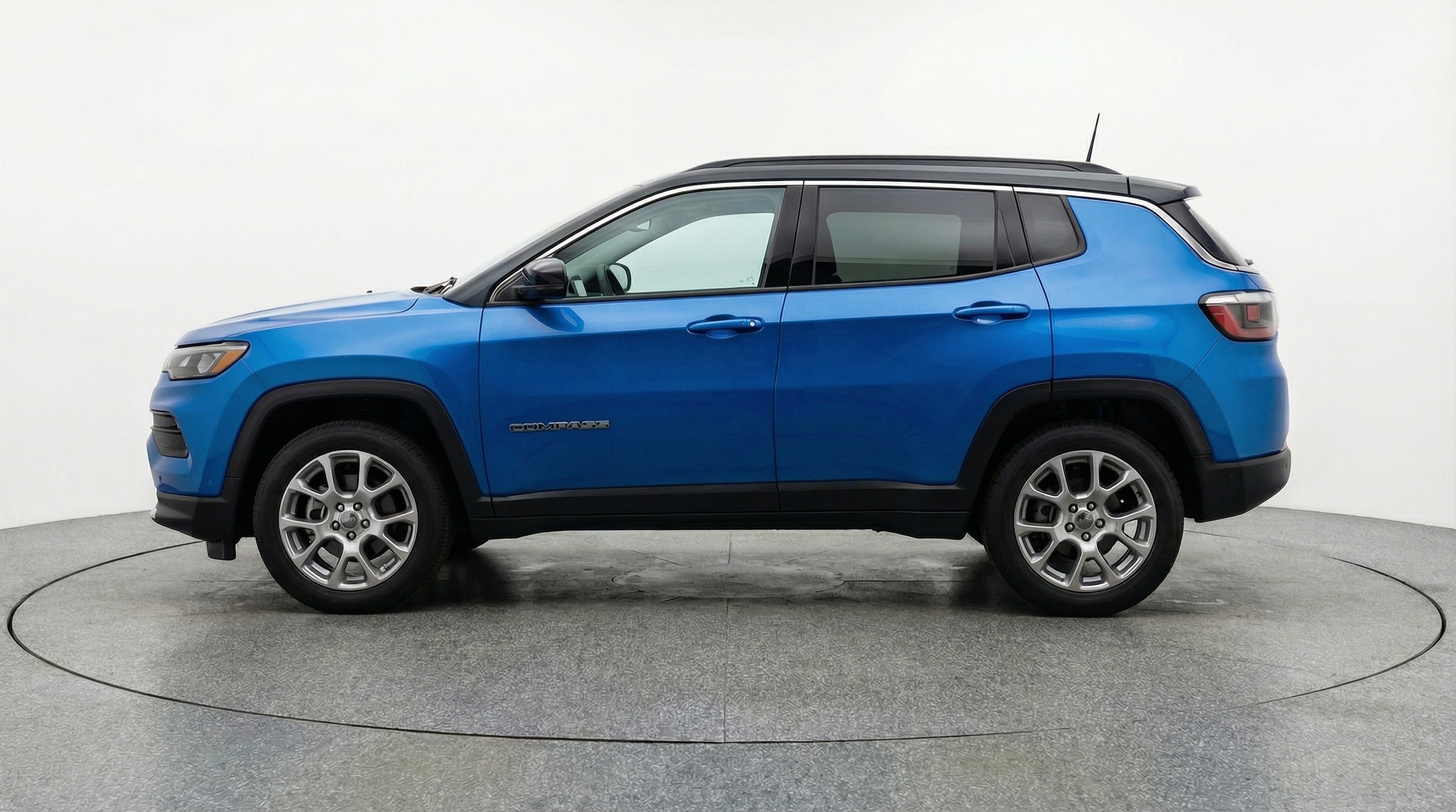 Thumbnail: 2025 Jeep Compass - 4
