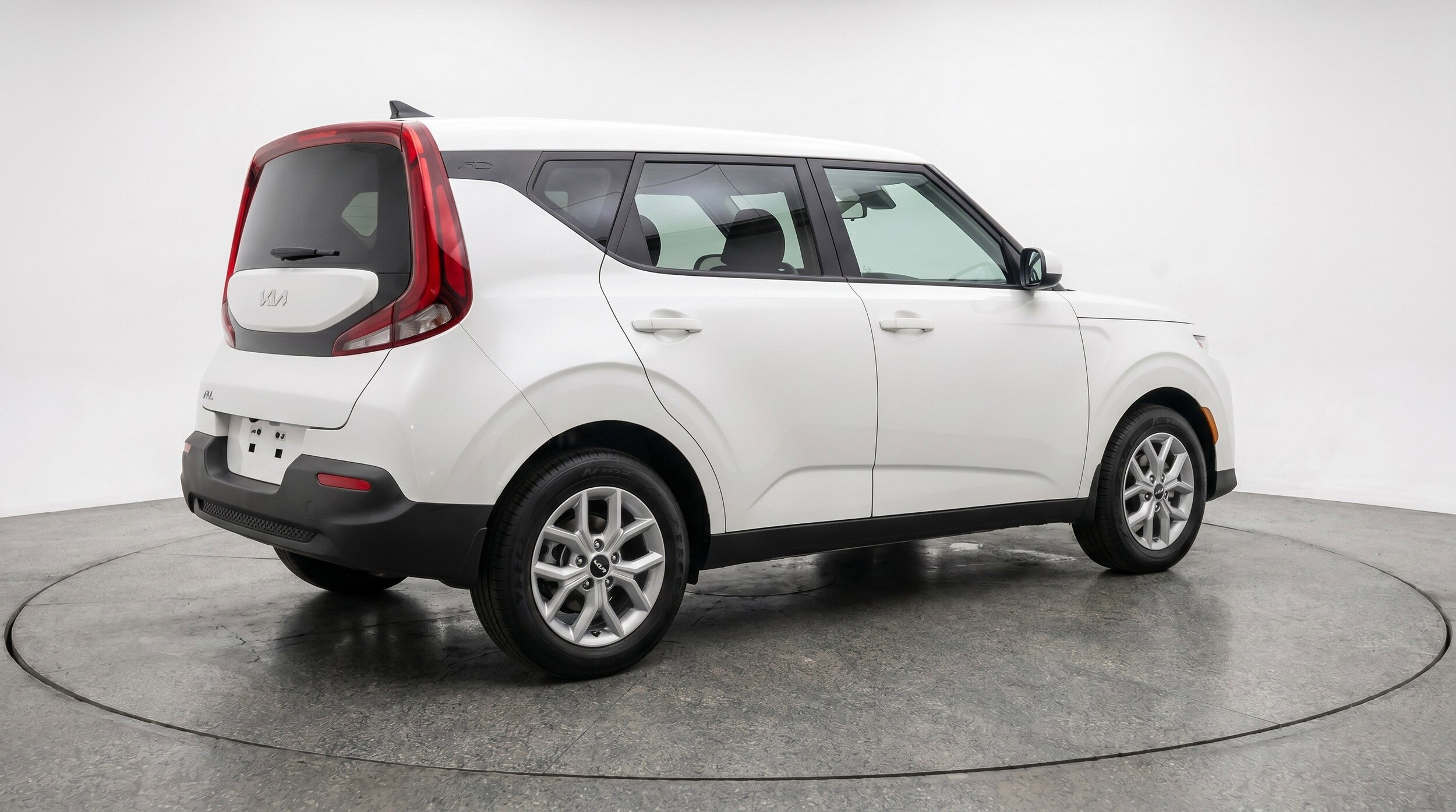 Thumbnail: 2025 Kia Soul - 9