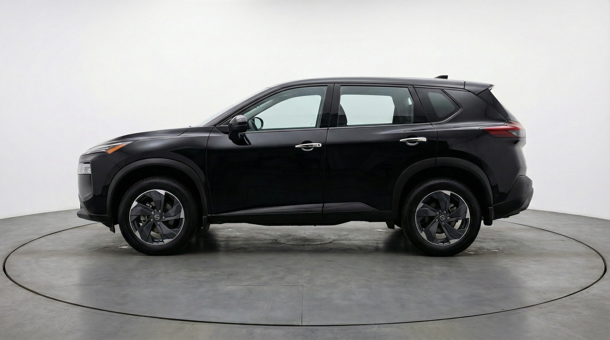 Thumbnail: 2025 Nissan Rogue - 4