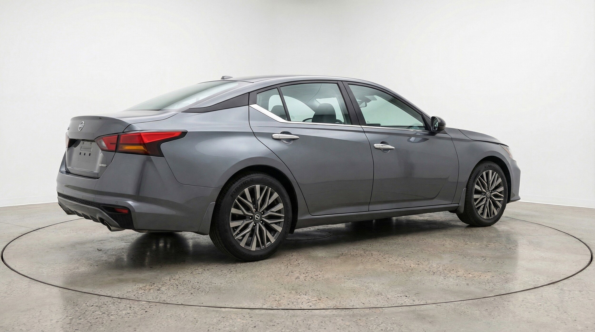 Thumbnail: 2025 Nissan Altima - 9