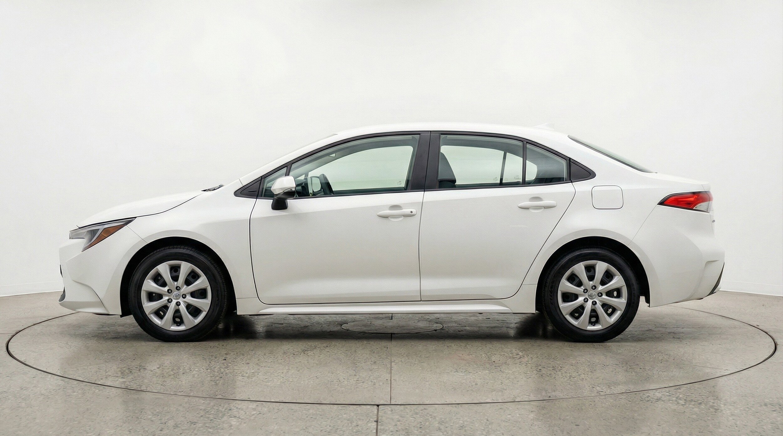 Thumbnail: 2025 Toyota Corolla - 5