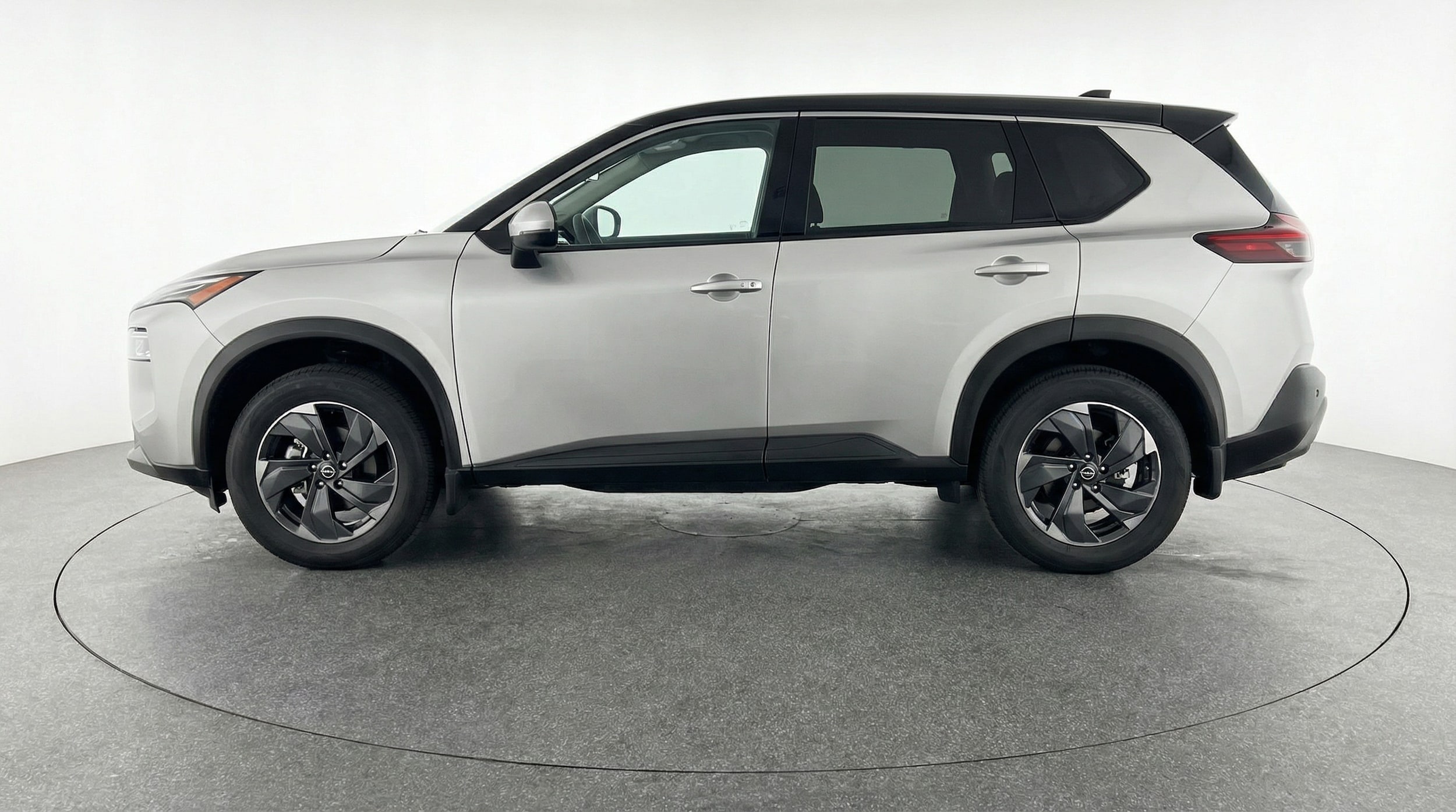 Thumbnail: 2025 Nissan Rogue - 4