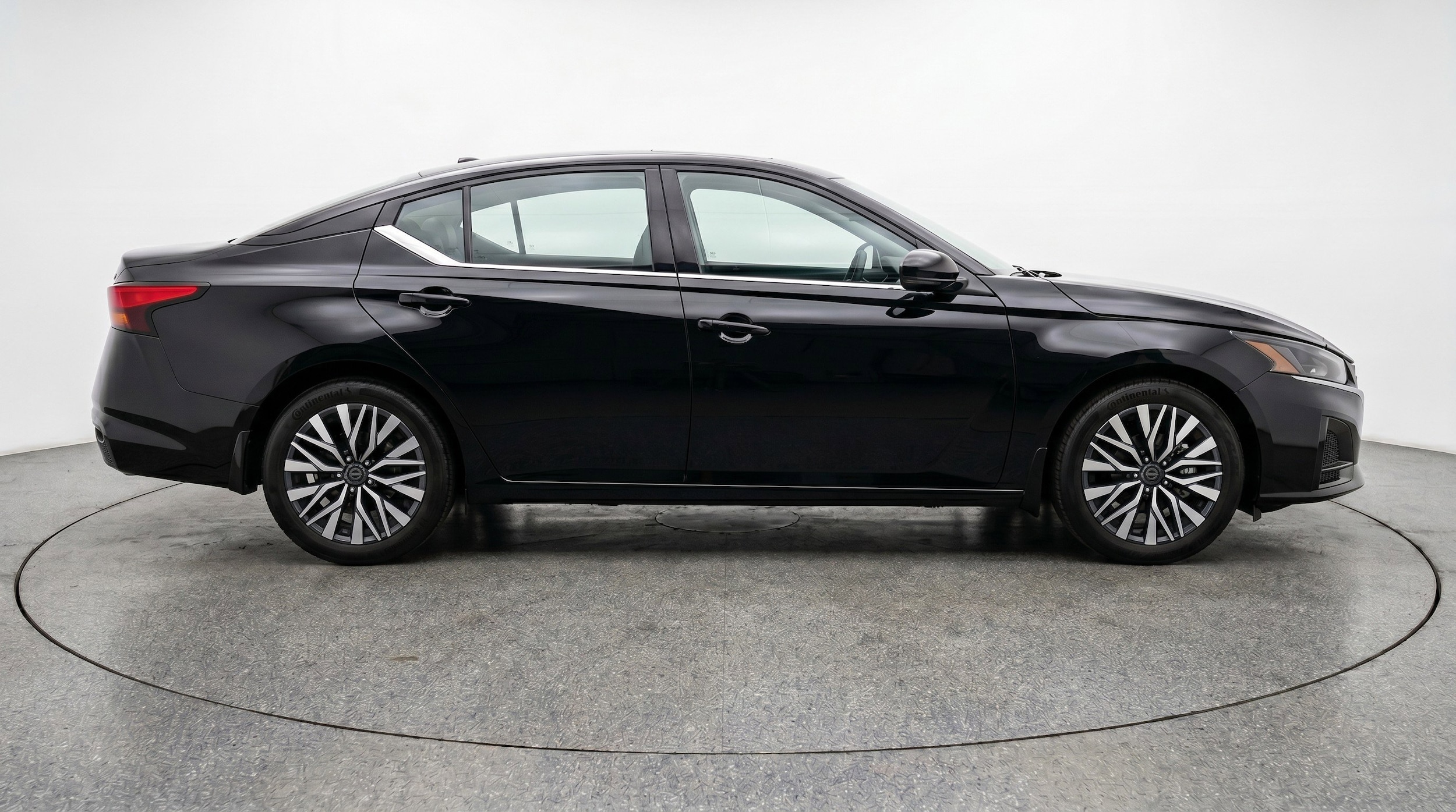 Thumbnail: 2025 Nissan Altima - 11