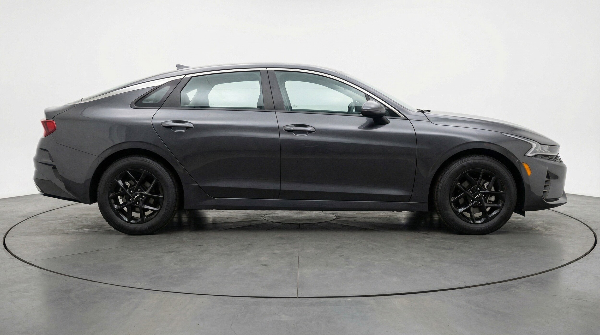 Thumbnail: 2025 Kia K5 - 11