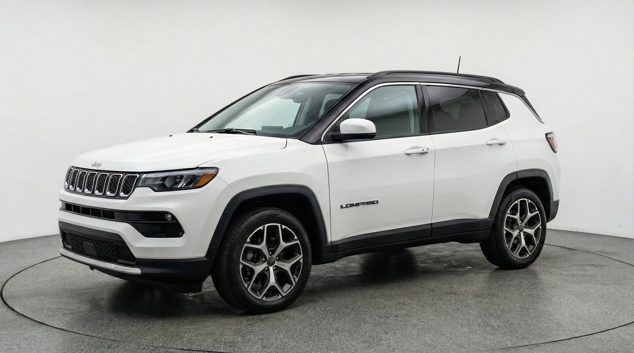 Thumbnail: 2025 Jeep Compass - 3