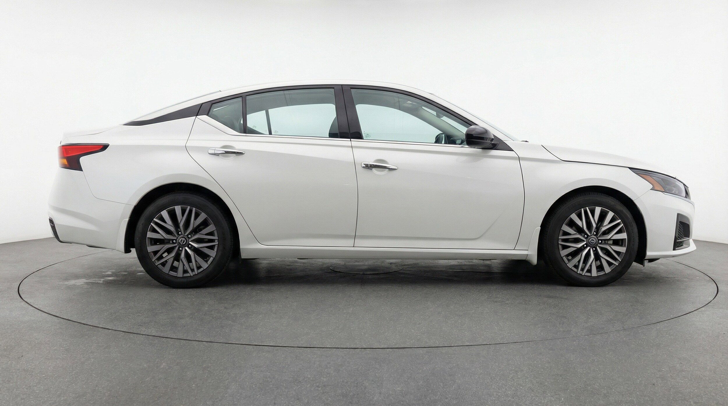 Thumbnail: 2025 Nissan Altima - 11