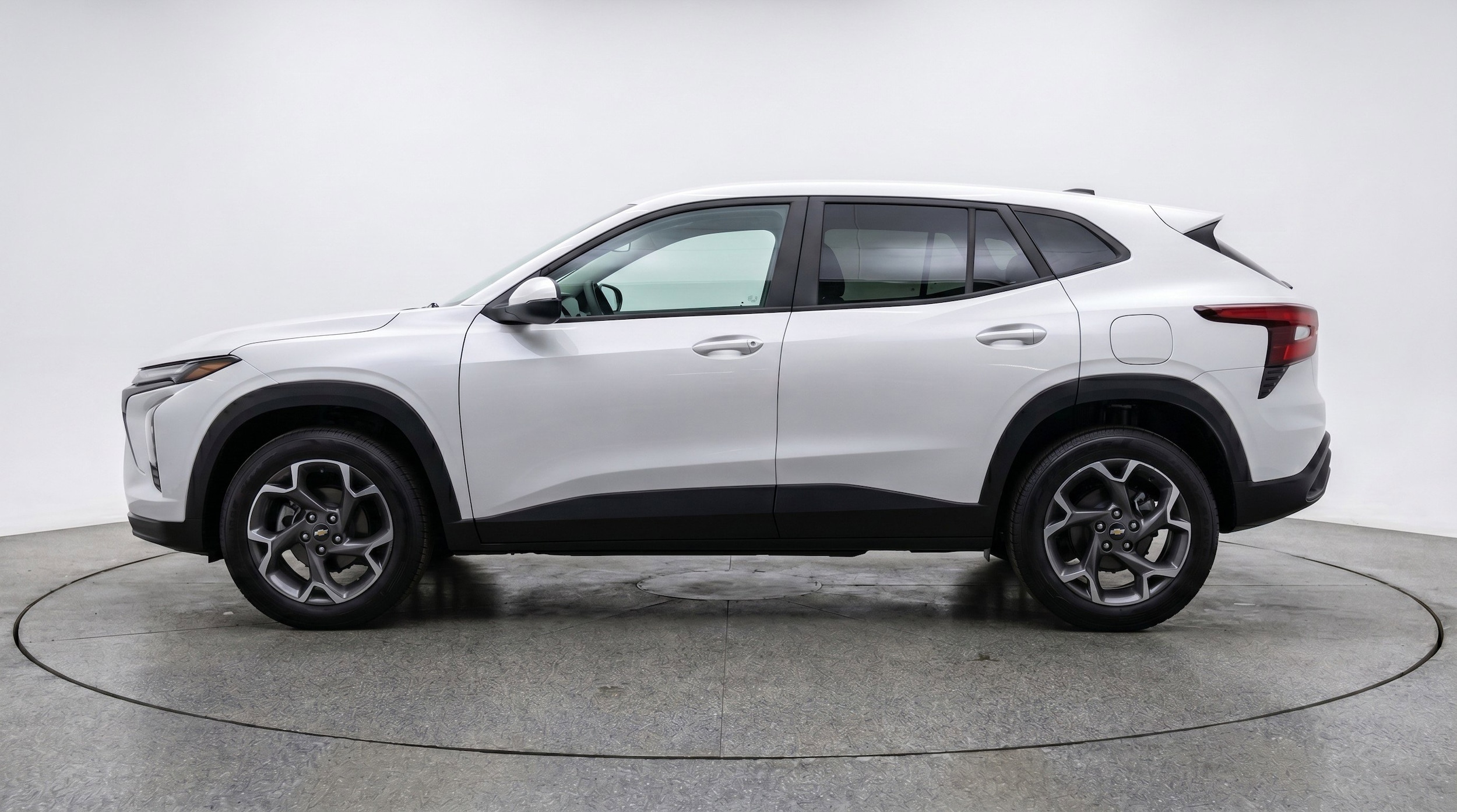Thumbnail: 2025 Chevrolet Trax - 5