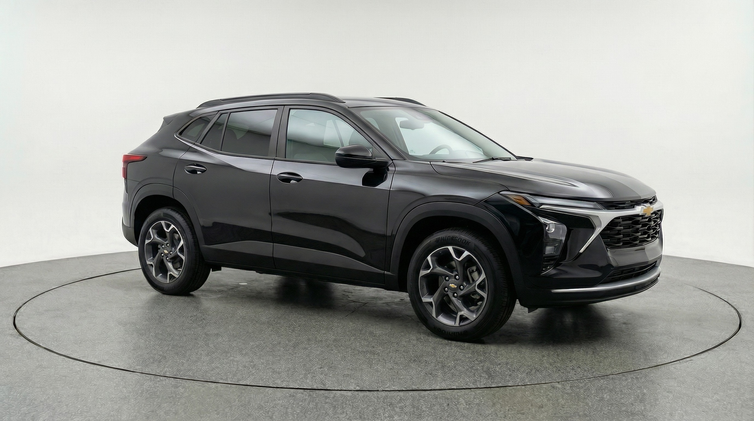 Thumbnail: 2025 Chevrolet Trax - 1