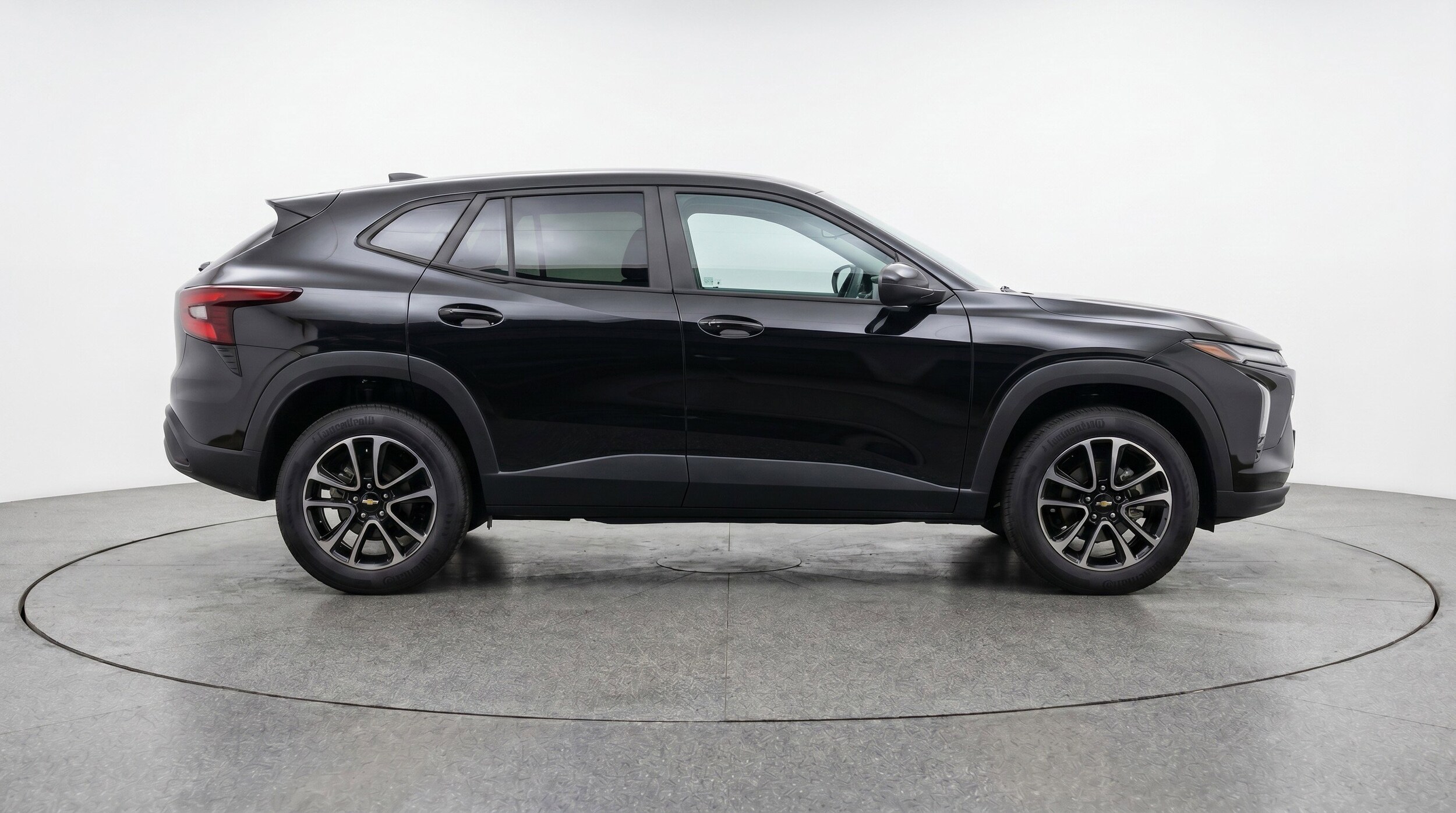 Thumbnail: 2025 Chevrolet TrailBlazer - 11