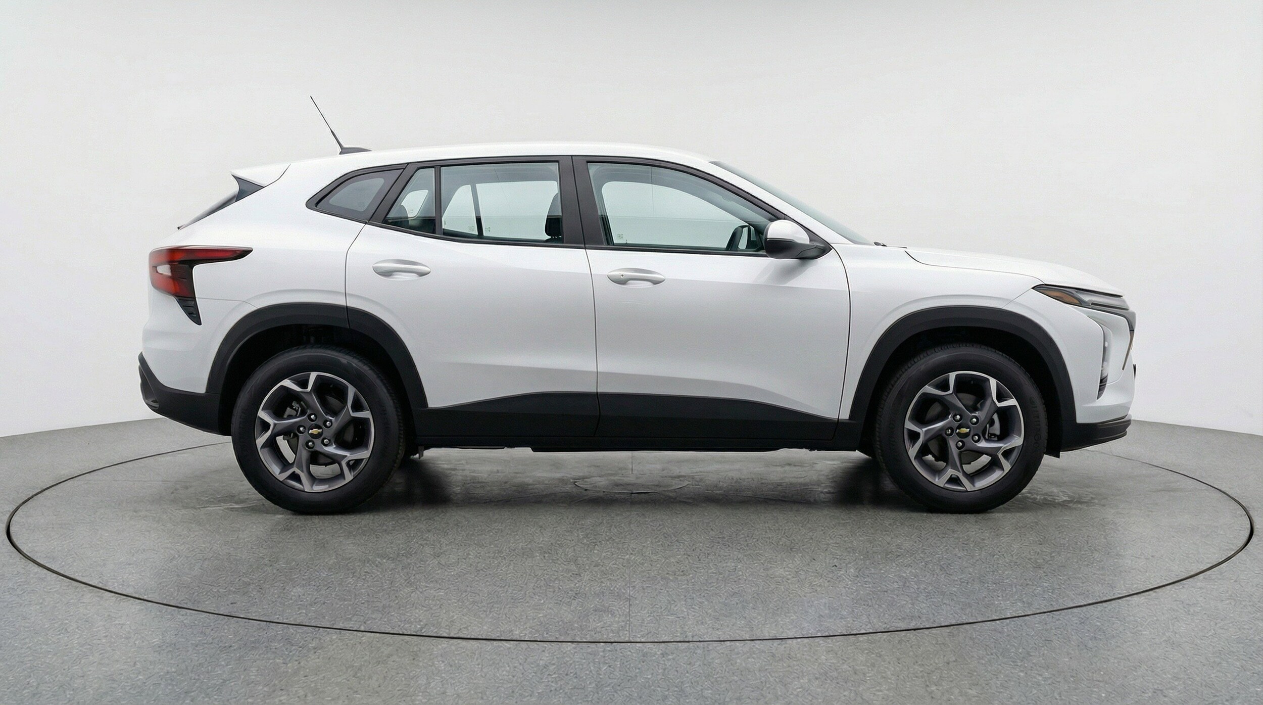 Thumbnail: 2025 Chevrolet Trax - 11