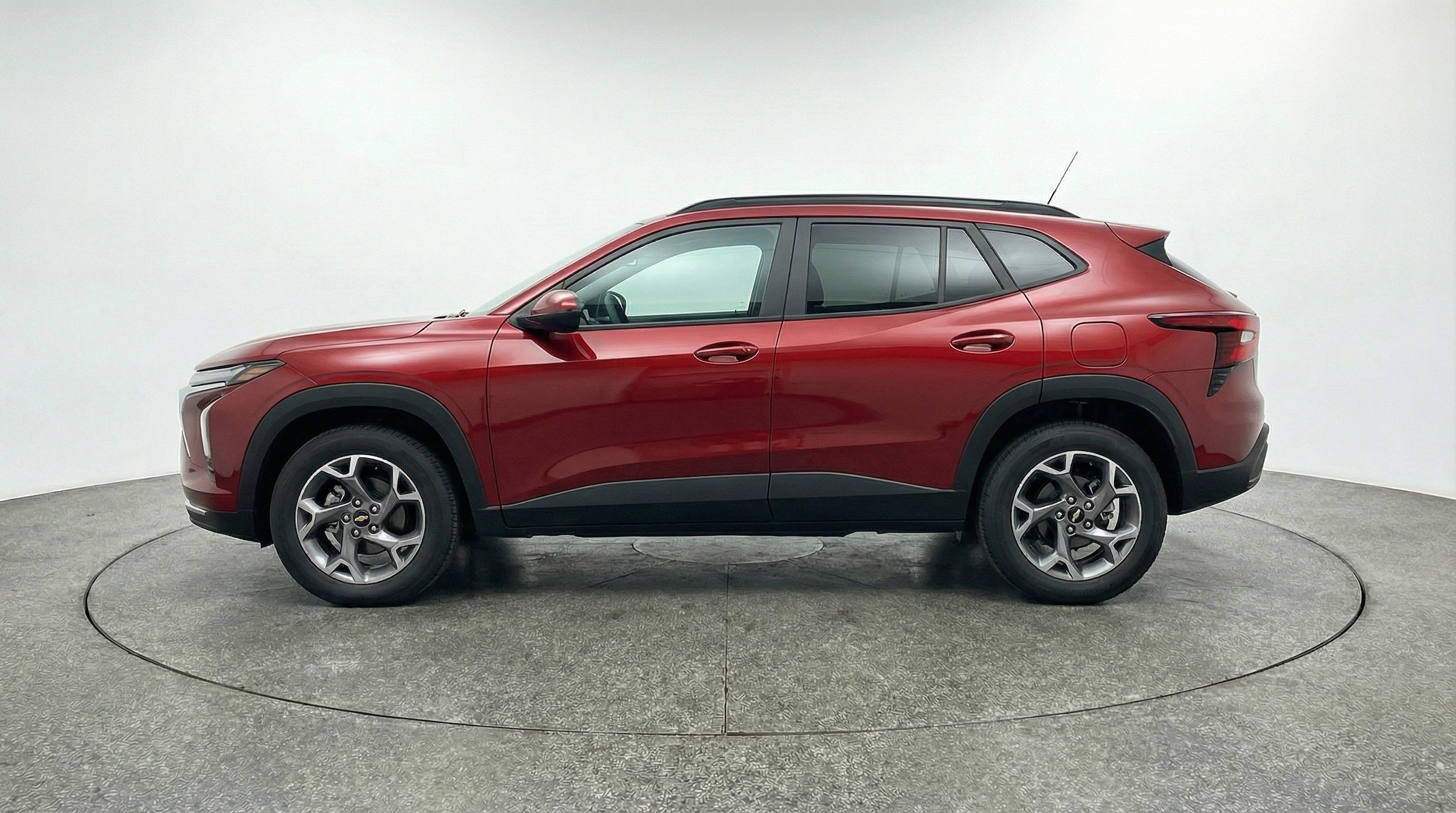Thumbnail: 2025 Chevrolet Trax - 5