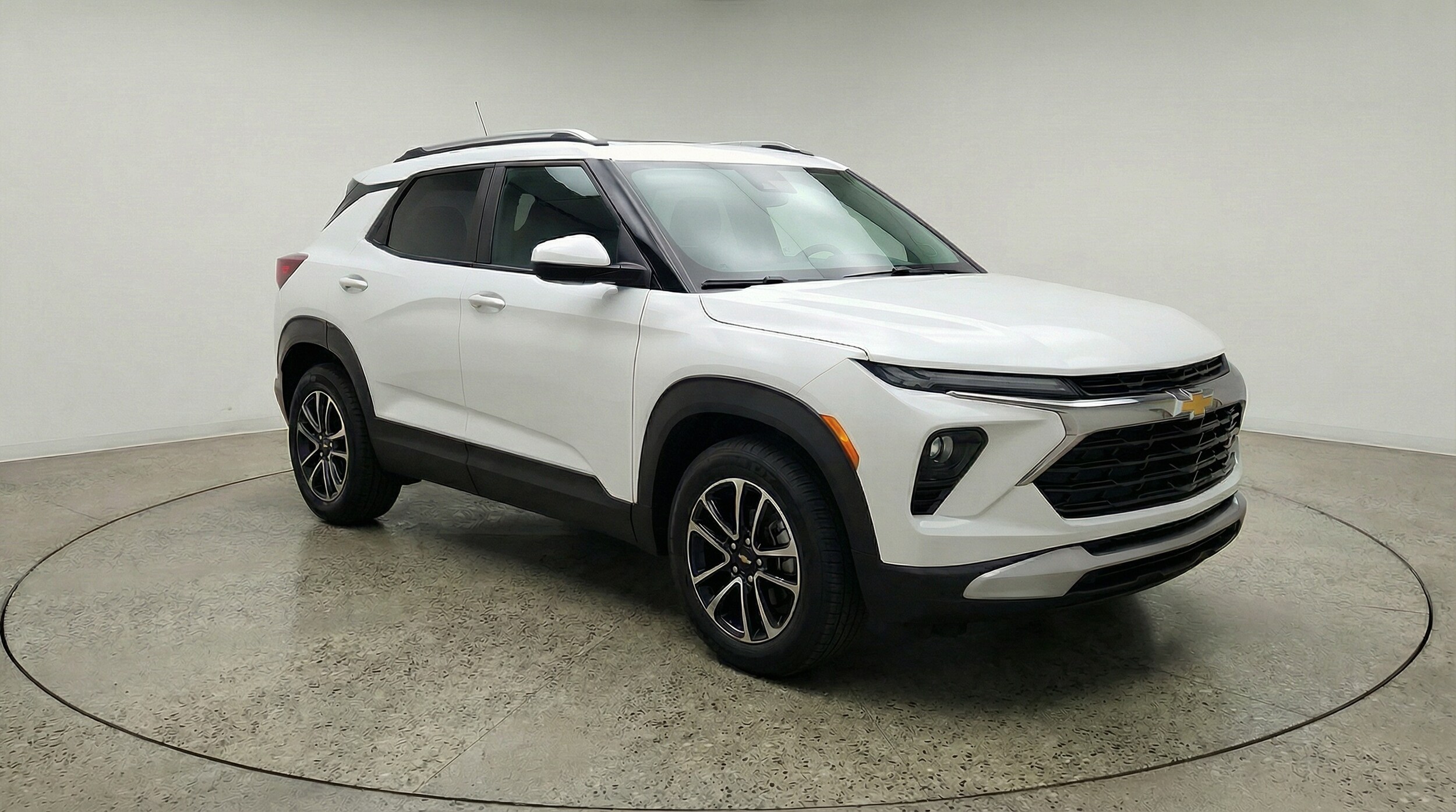 Thumbnail: 2025 Chevrolet TrailBlazer - 1