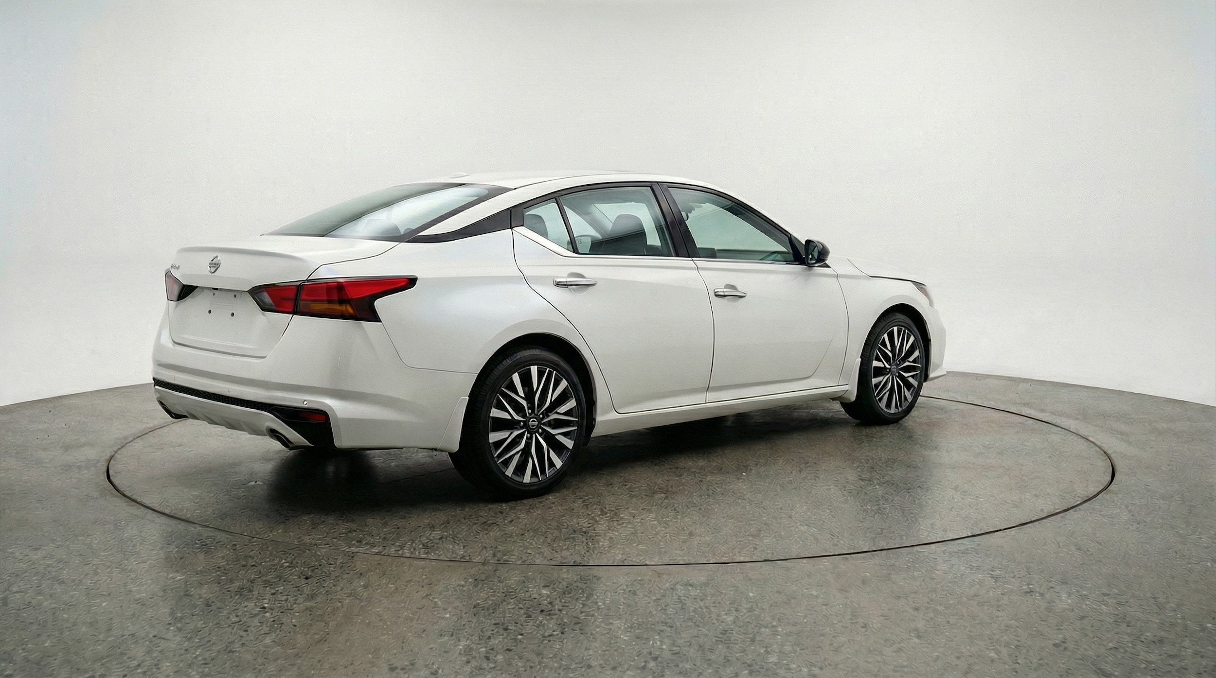 Thumbnail: 2025 Nissan Altima - 7