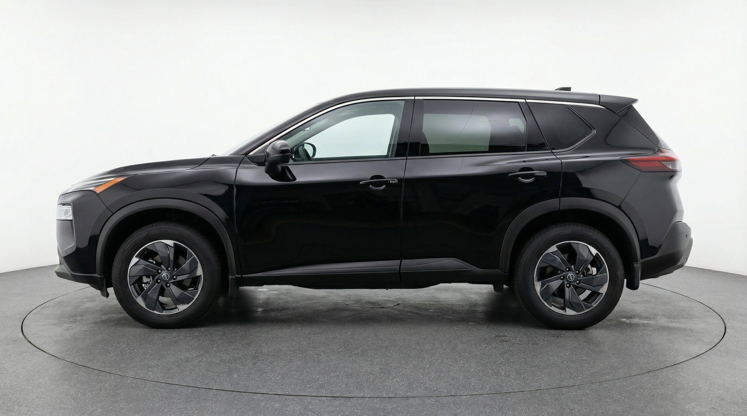 Thumbnail: 2025 Nissan Rogue - 5