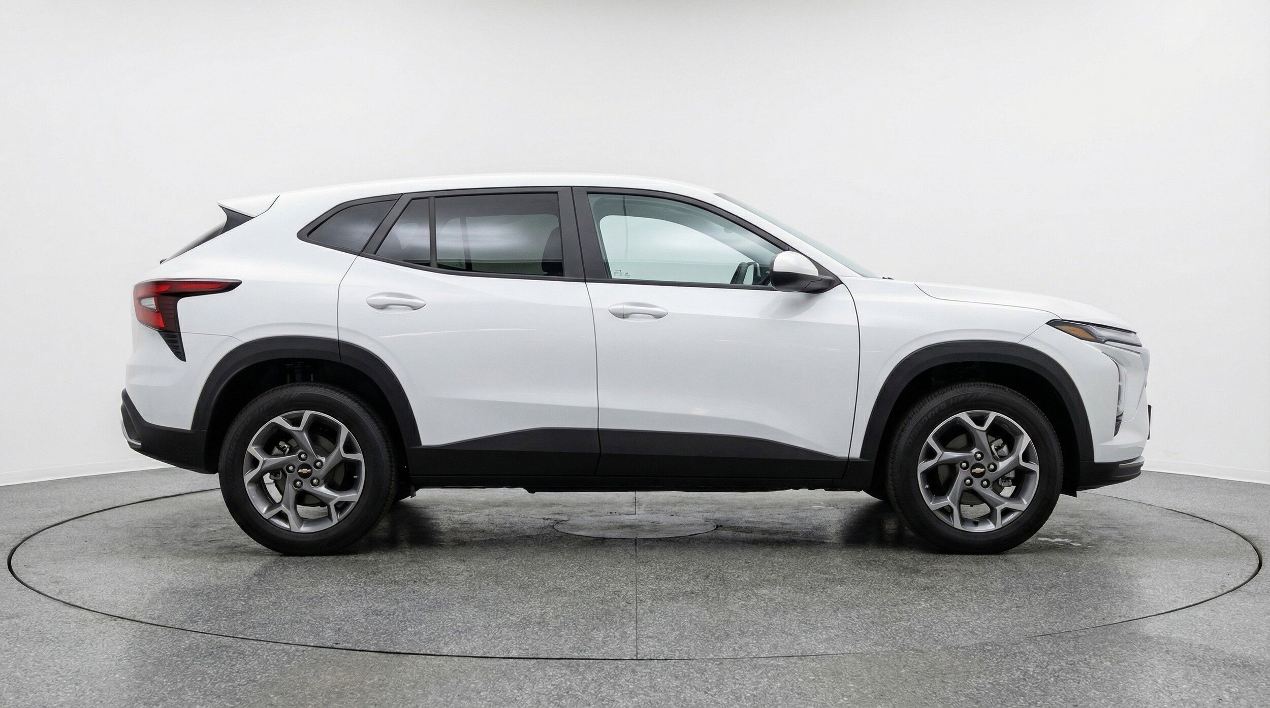 Thumbnail: 2025 Chevrolet Trax - 11