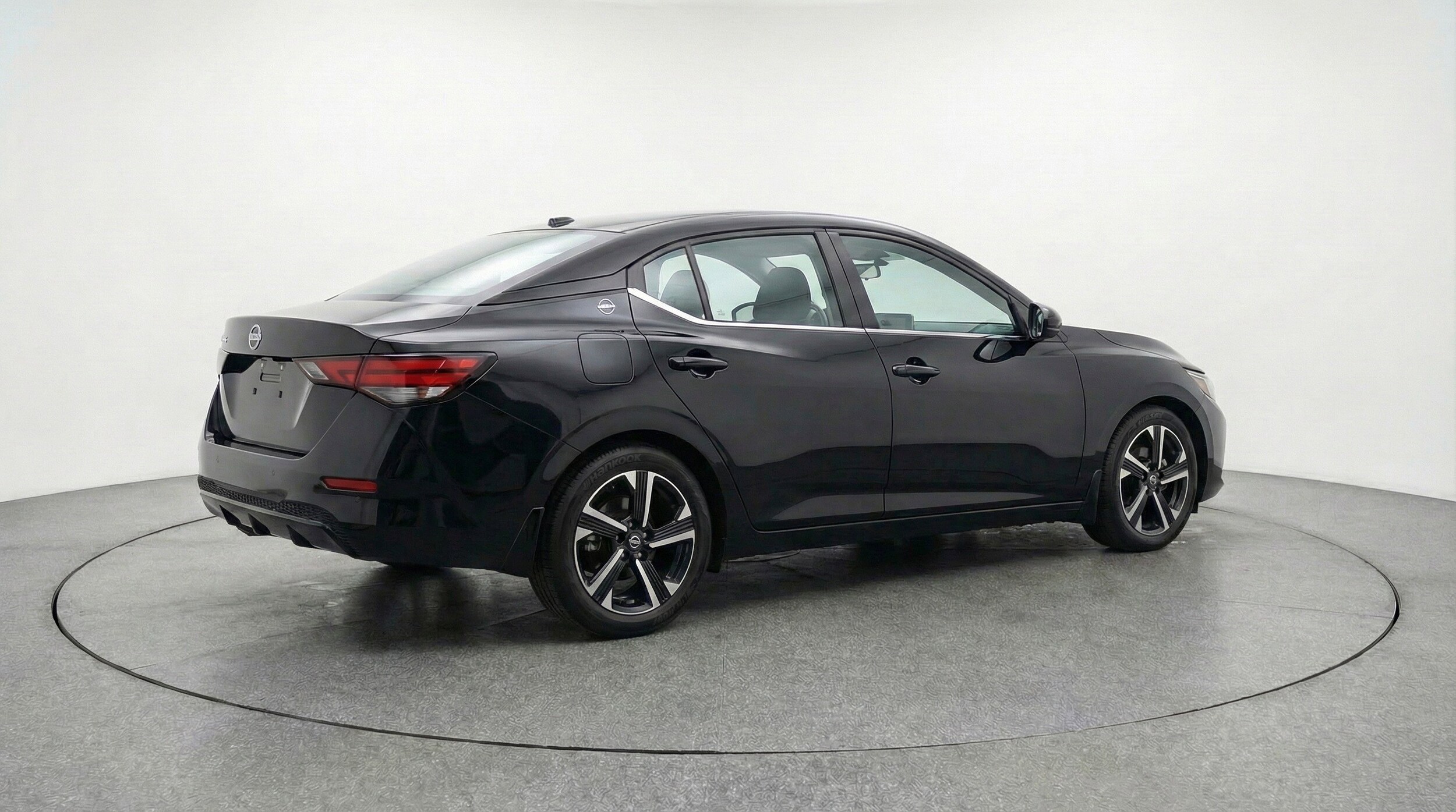 Thumbnail: 2025 Nissan Sentra - 9