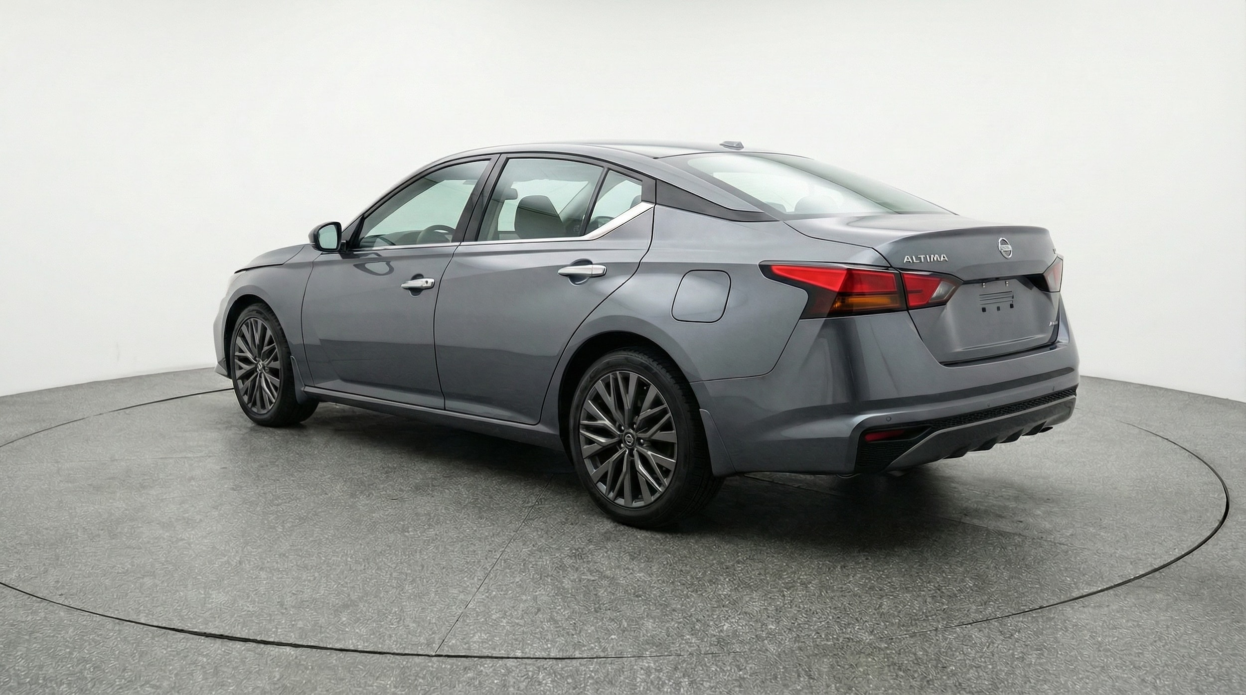 Thumbnail: 2025 Nissan Altima - 5