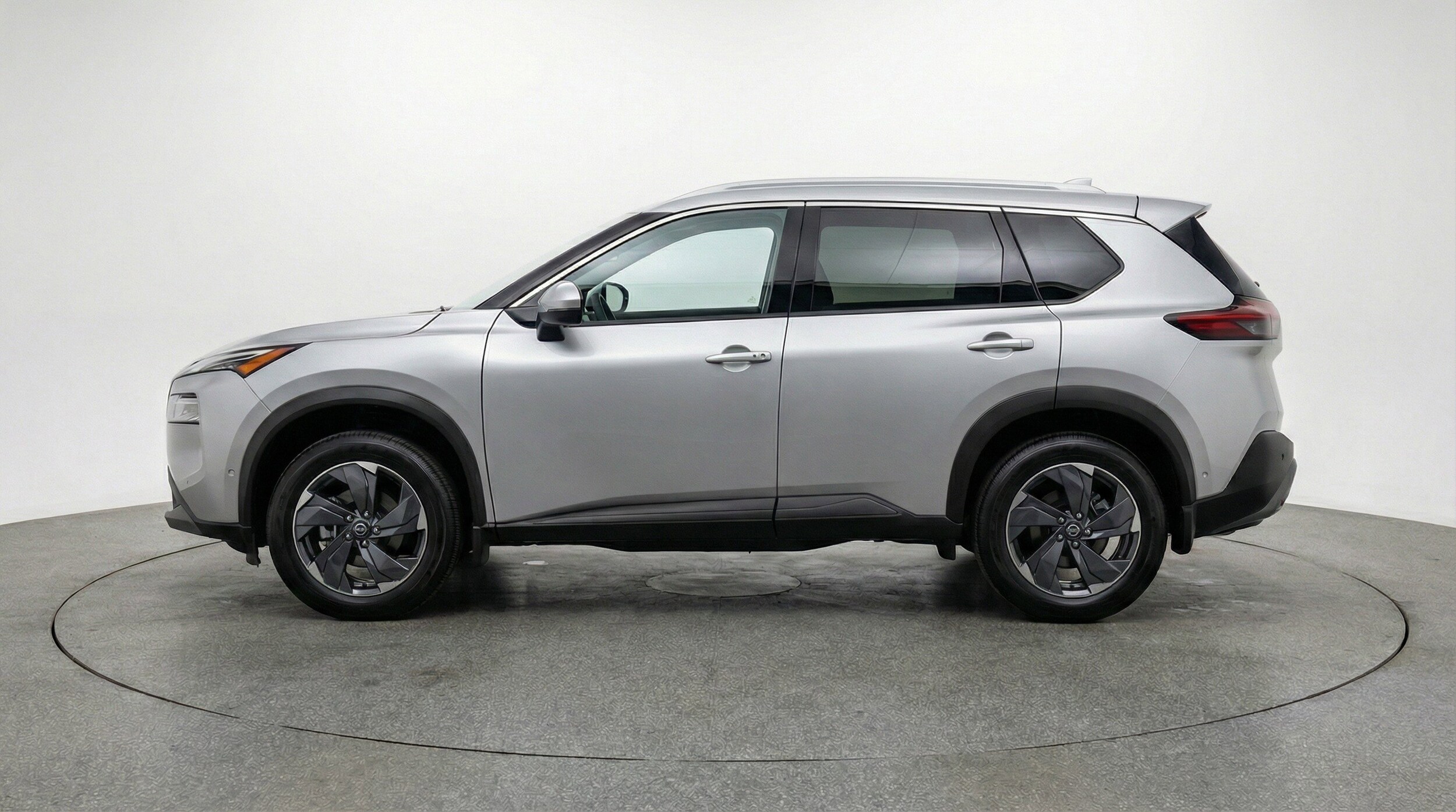 Thumbnail: 2025 Nissan Rogue - 5