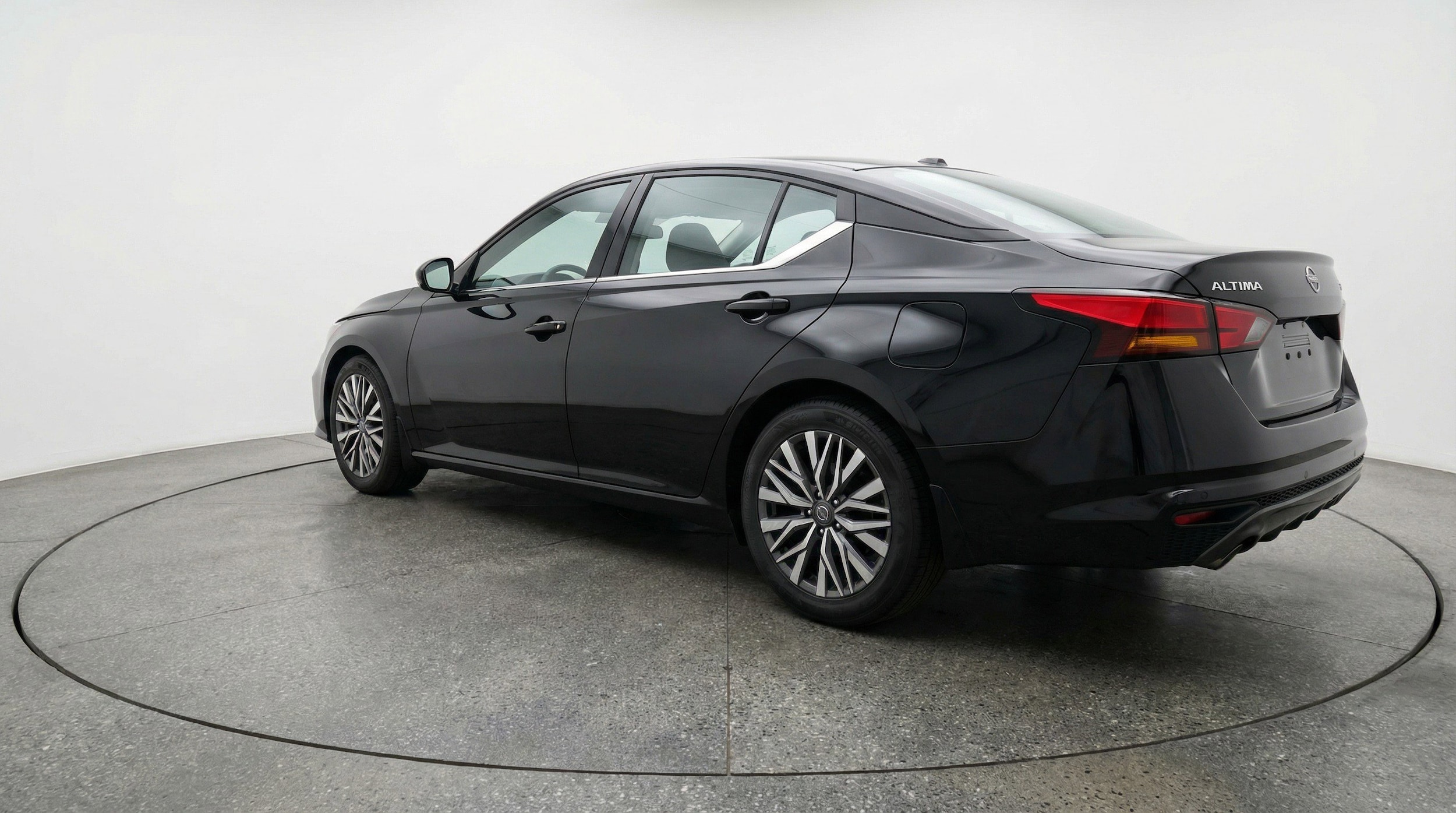 Thumbnail: 2025 Nissan Altima - 6
