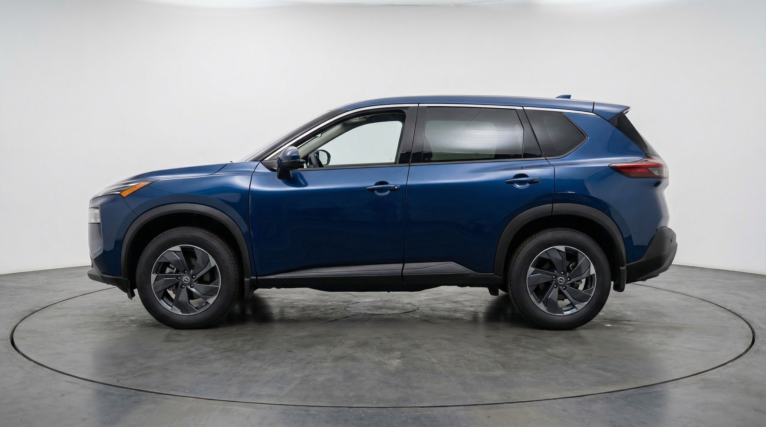 Thumbnail: 2025 Nissan Rogue - 5