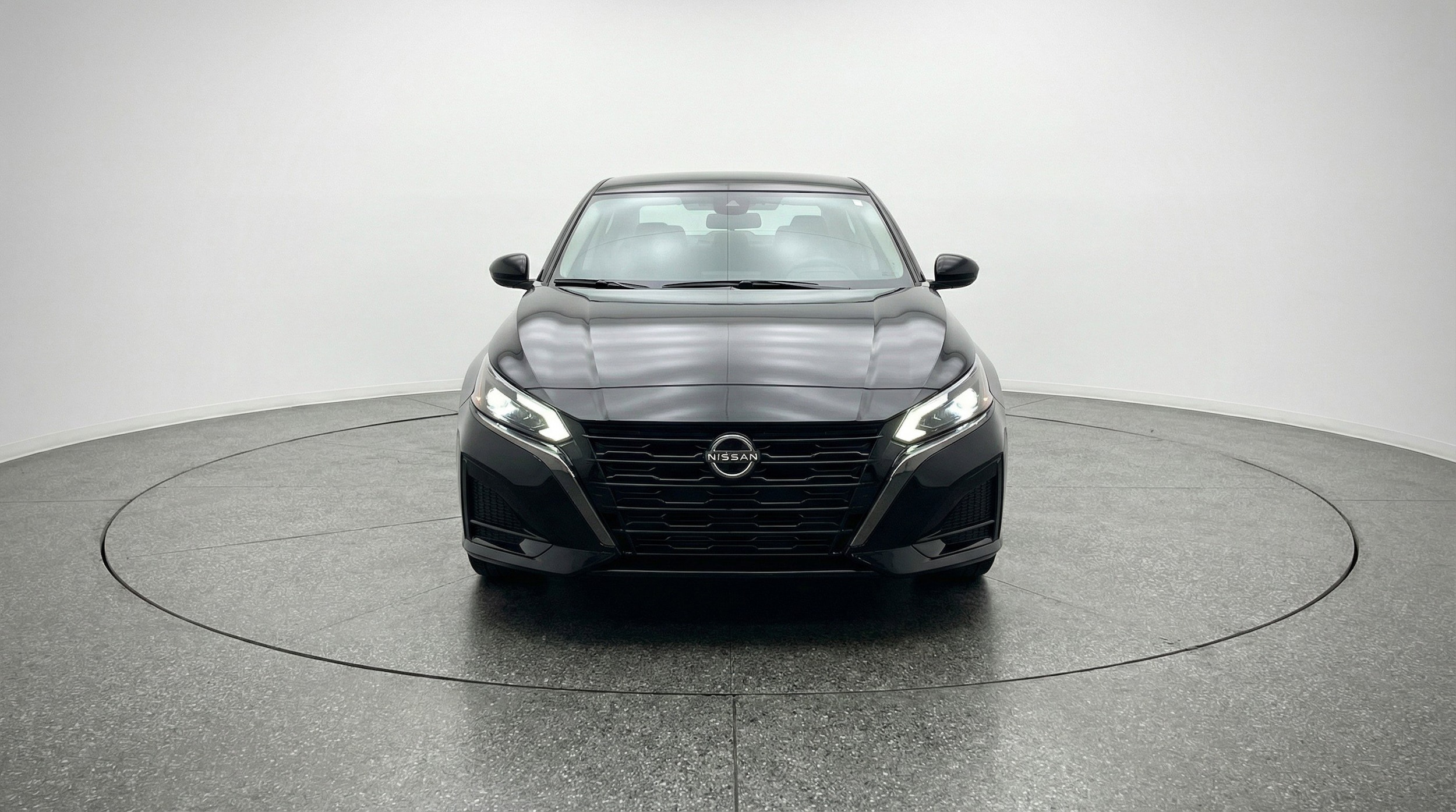 Thumbnail: 2025 Nissan Altima - 2