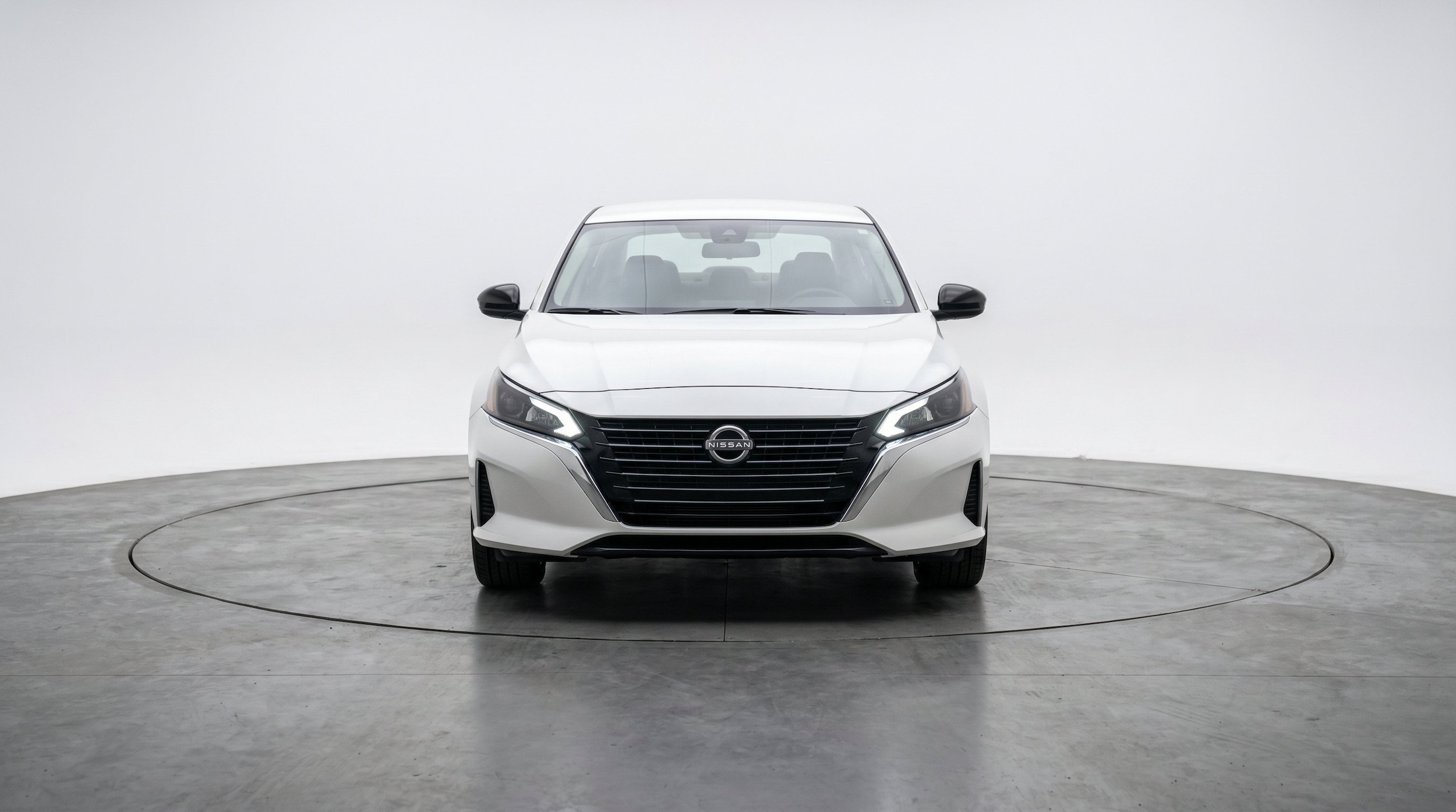 Thumbnail: 2025 Nissan Altima - 2