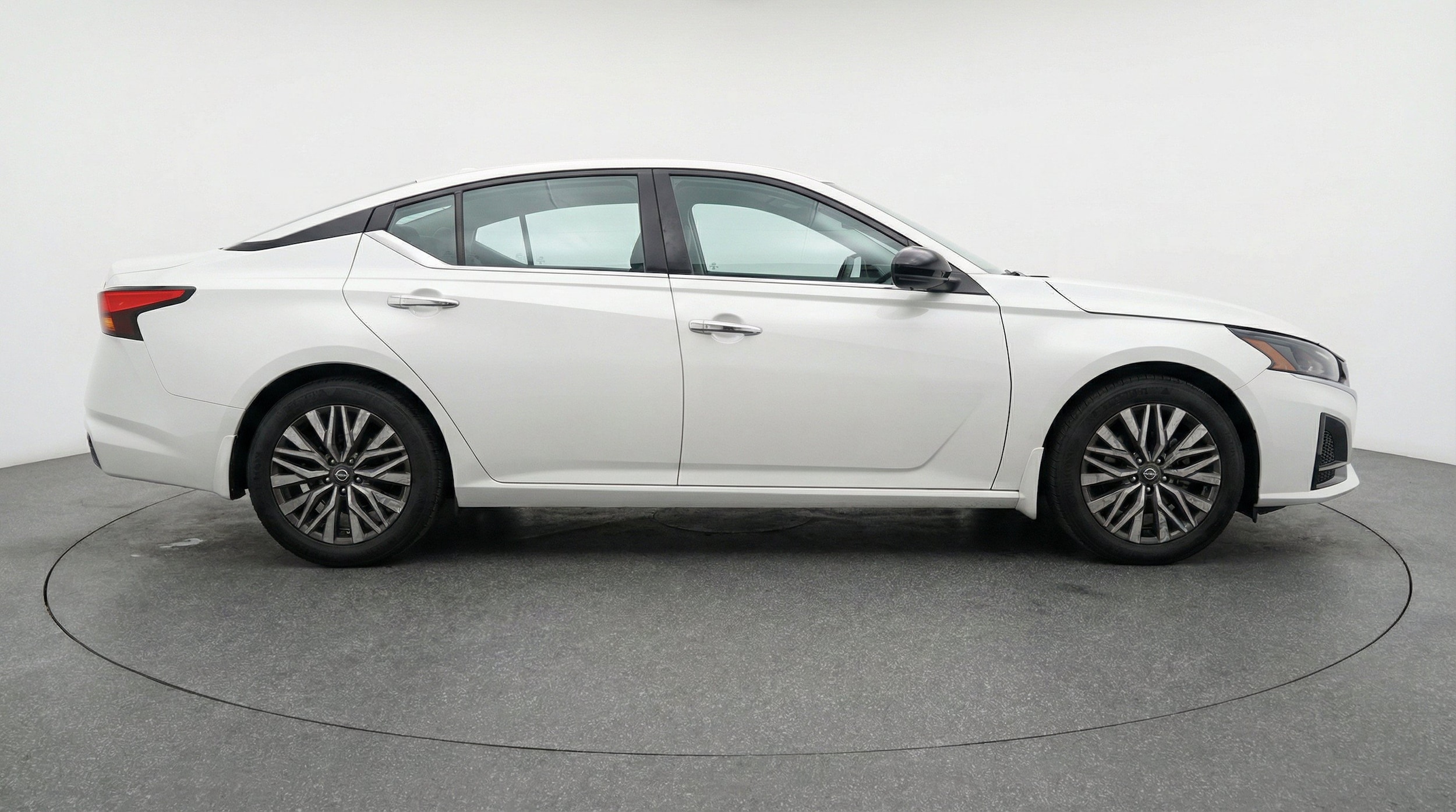 Thumbnail: 2025 Nissan Altima - 11