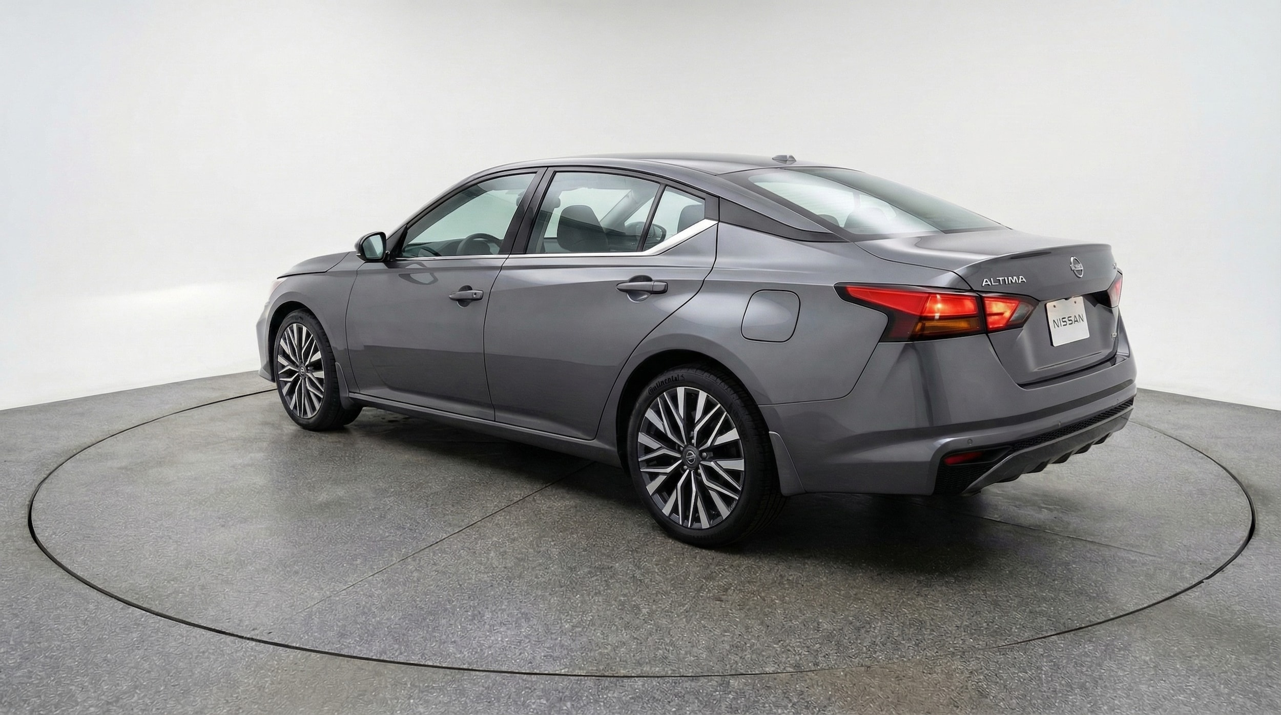 Thumbnail: 2025 Nissan Altima - 5