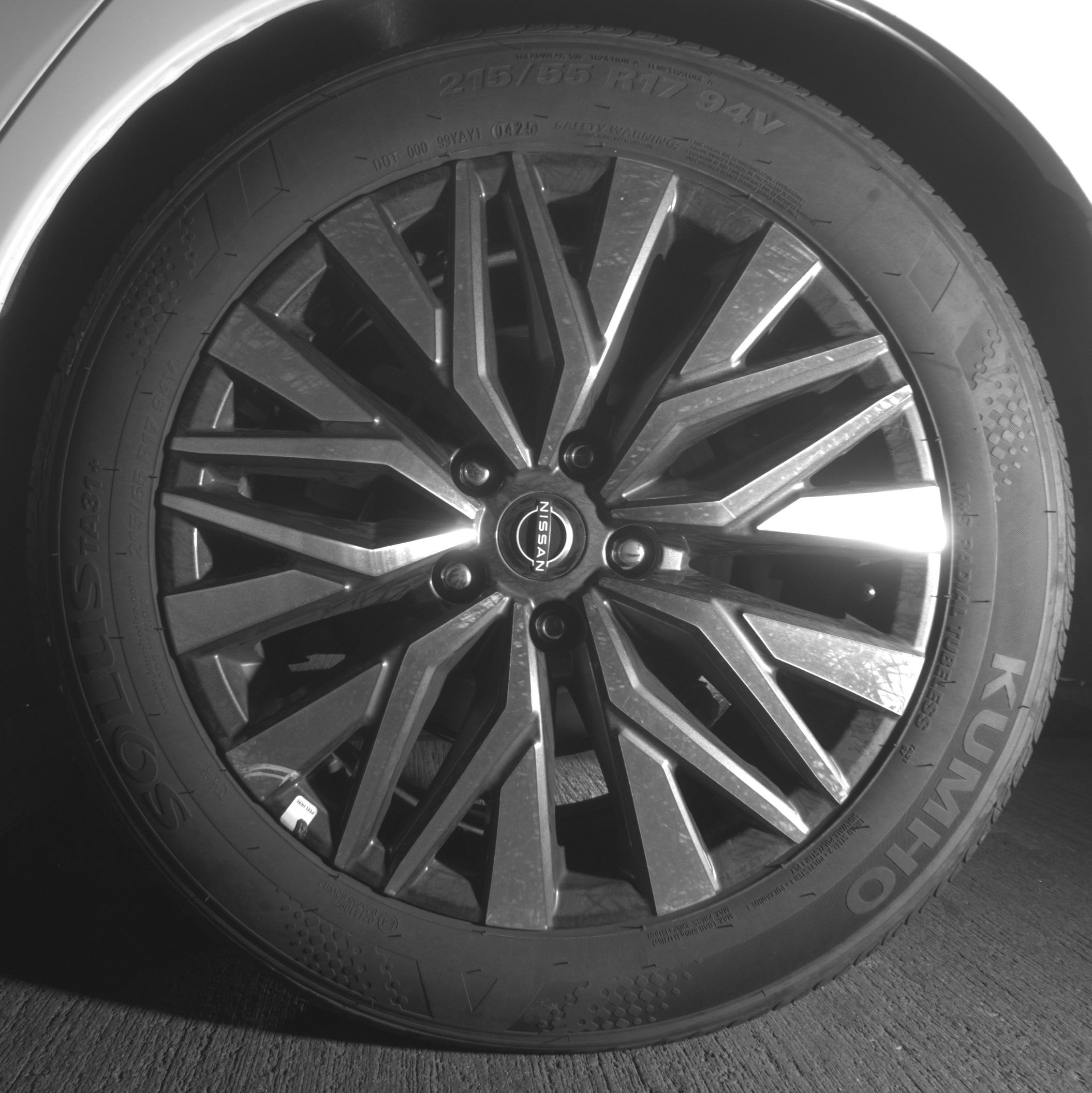 Thumbnail: 2025 Nissan Altima - 14