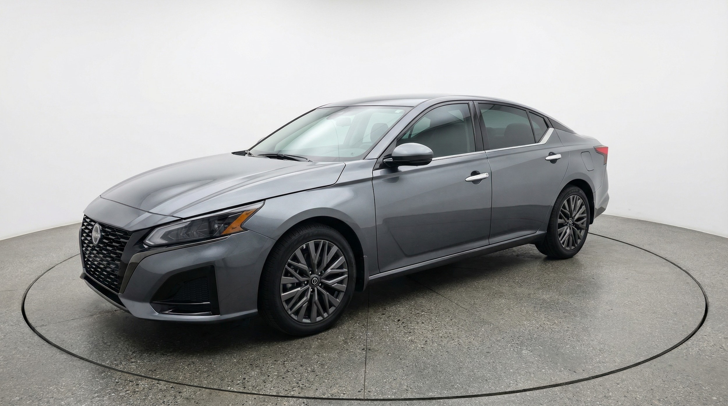 Thumbnail: 2025 Nissan Altima - 3