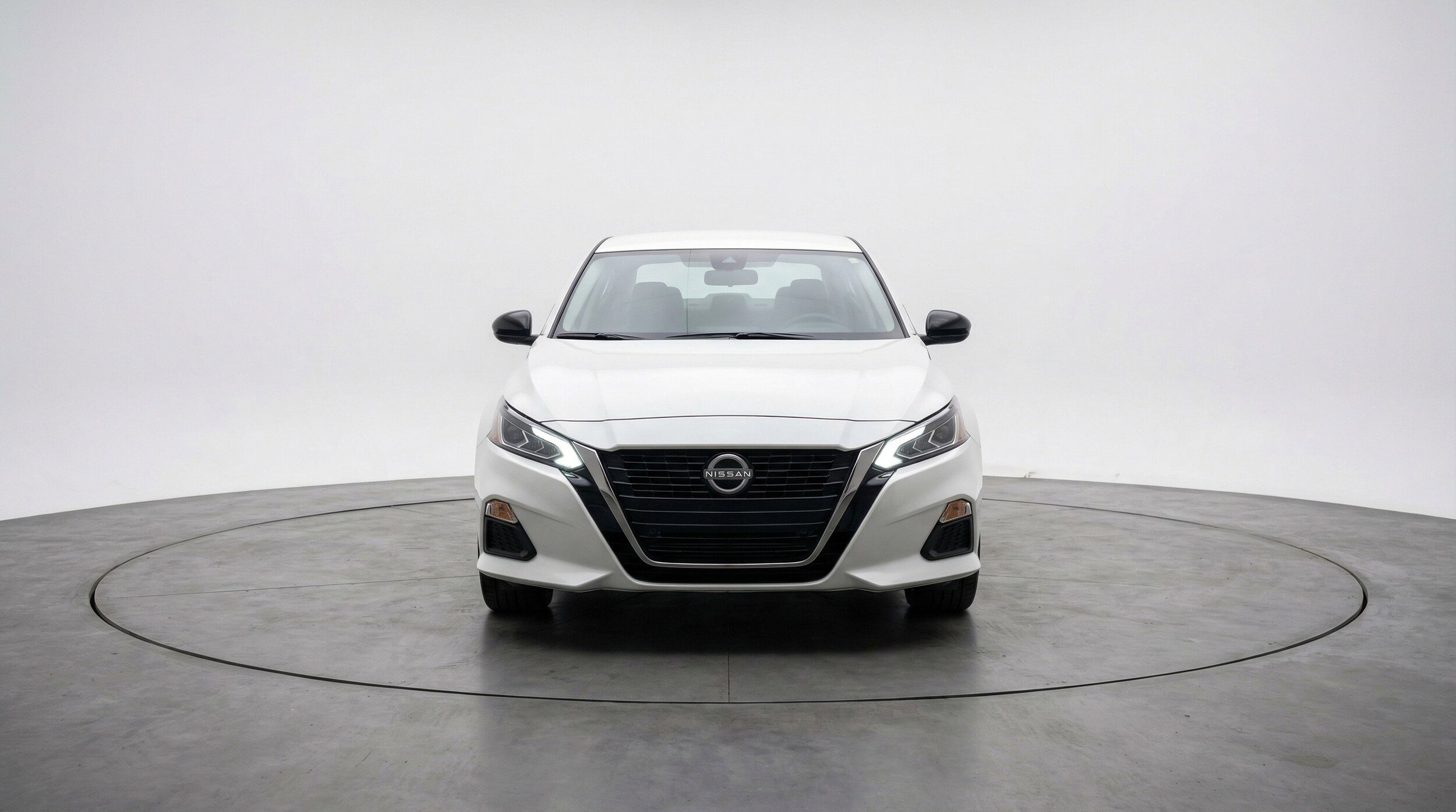 Thumbnail: 2025 Nissan Altima - 2