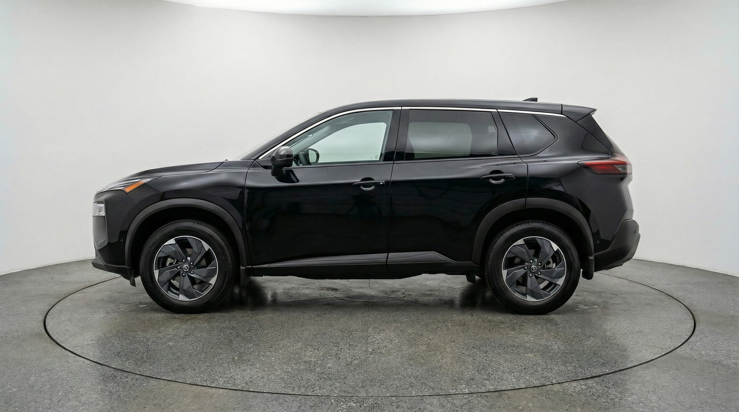 Thumbnail: 2025 Nissan Rogue - 4