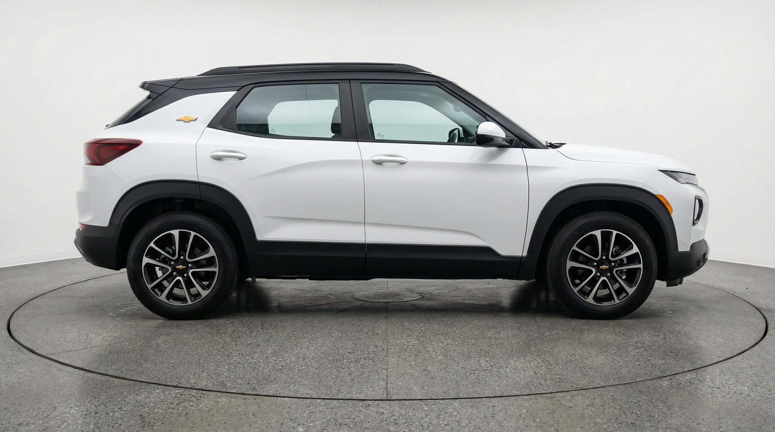 Thumbnail: 2025 Chevrolet TrailBlazer - 10