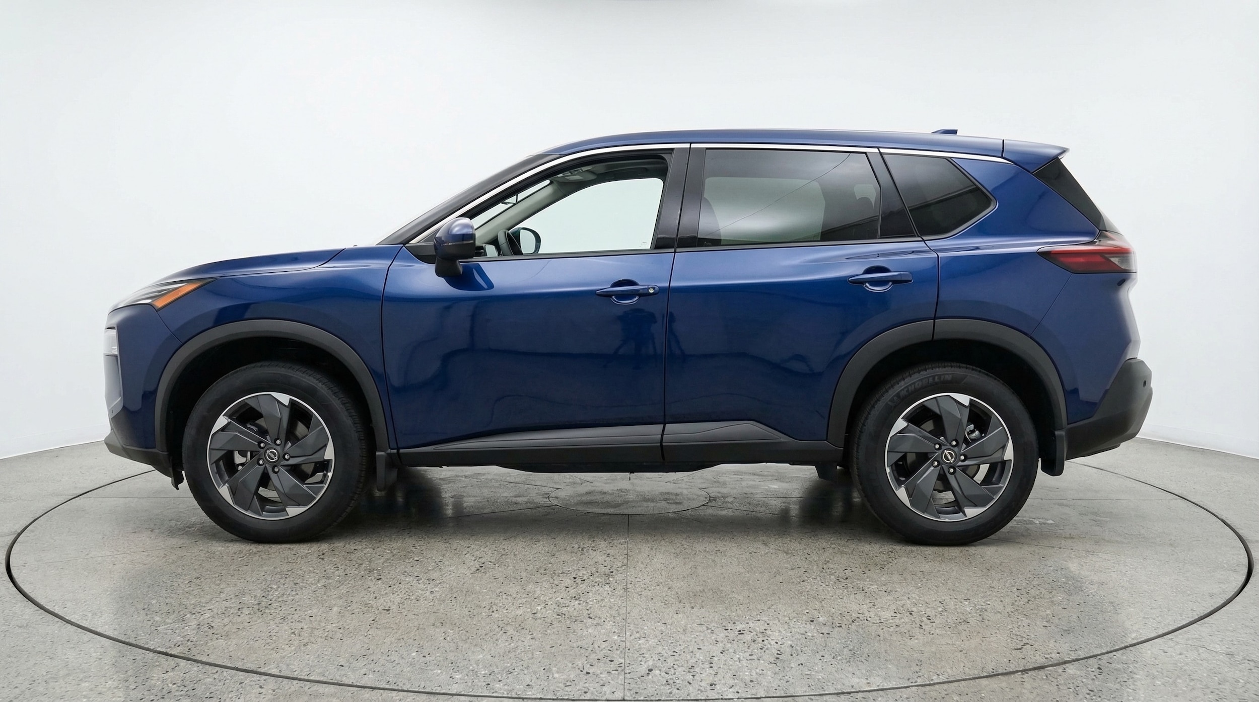 Thumbnail: 2025 Nissan Rogue - 4