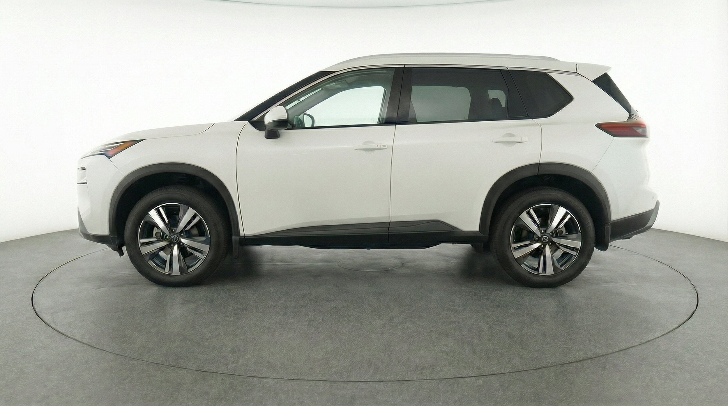 Thumbnail: 2026 Nissan Rogue - 5