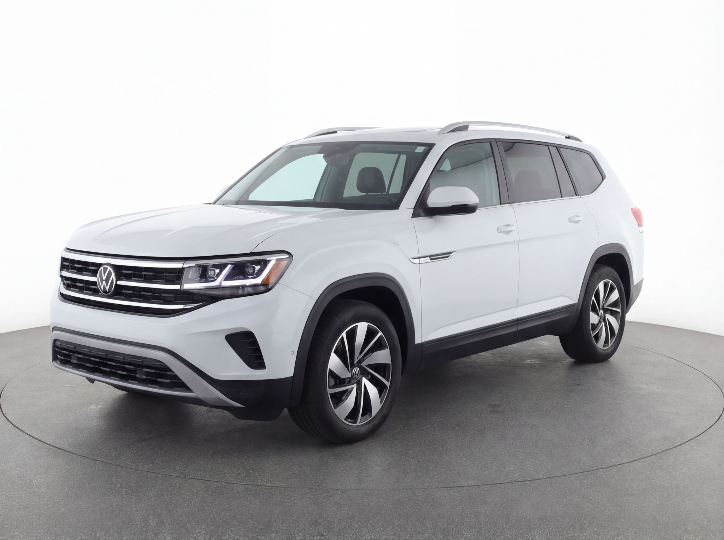 Thumbnail: 2025 Volkswagen Atlas - 3