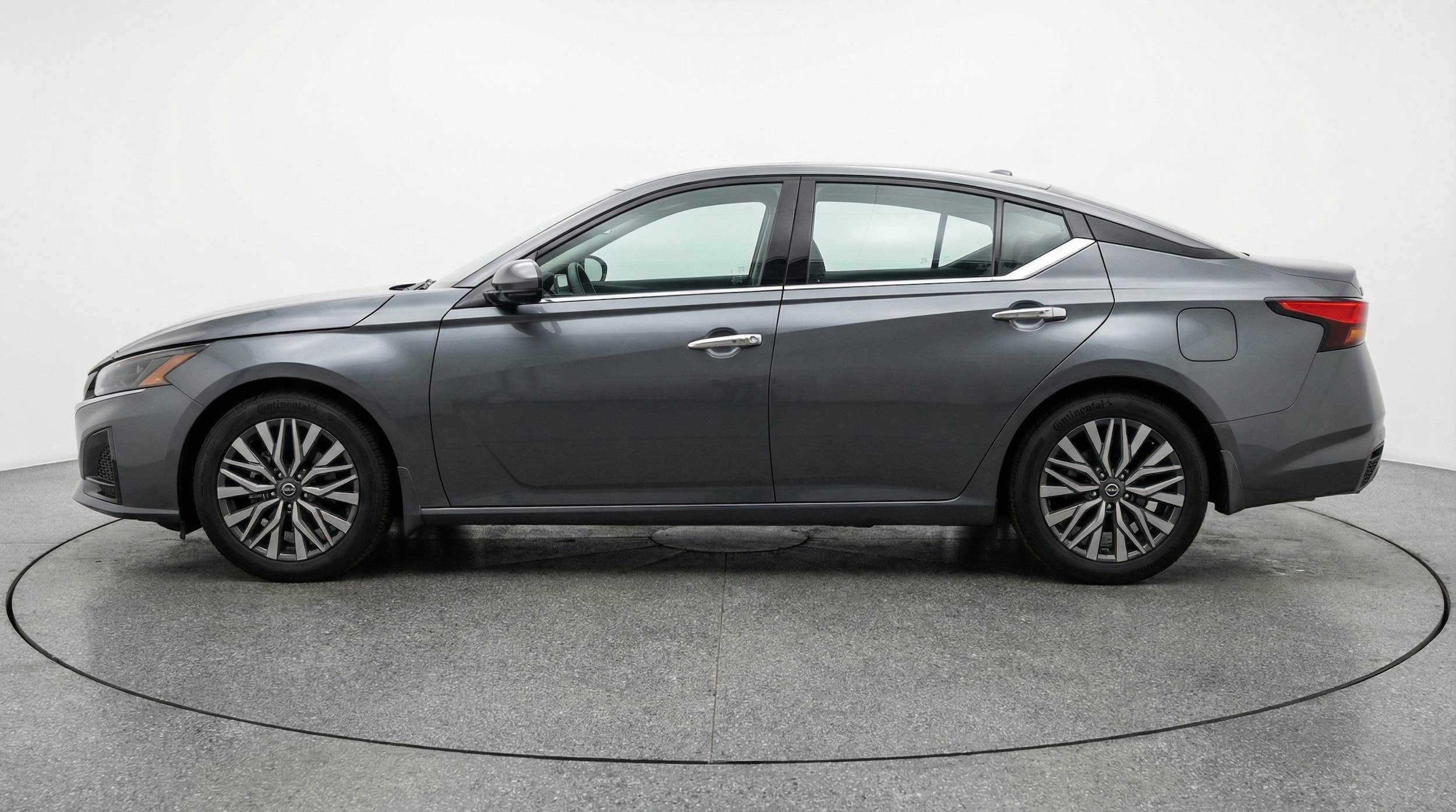 Thumbnail: 2025 Nissan Altima - 4