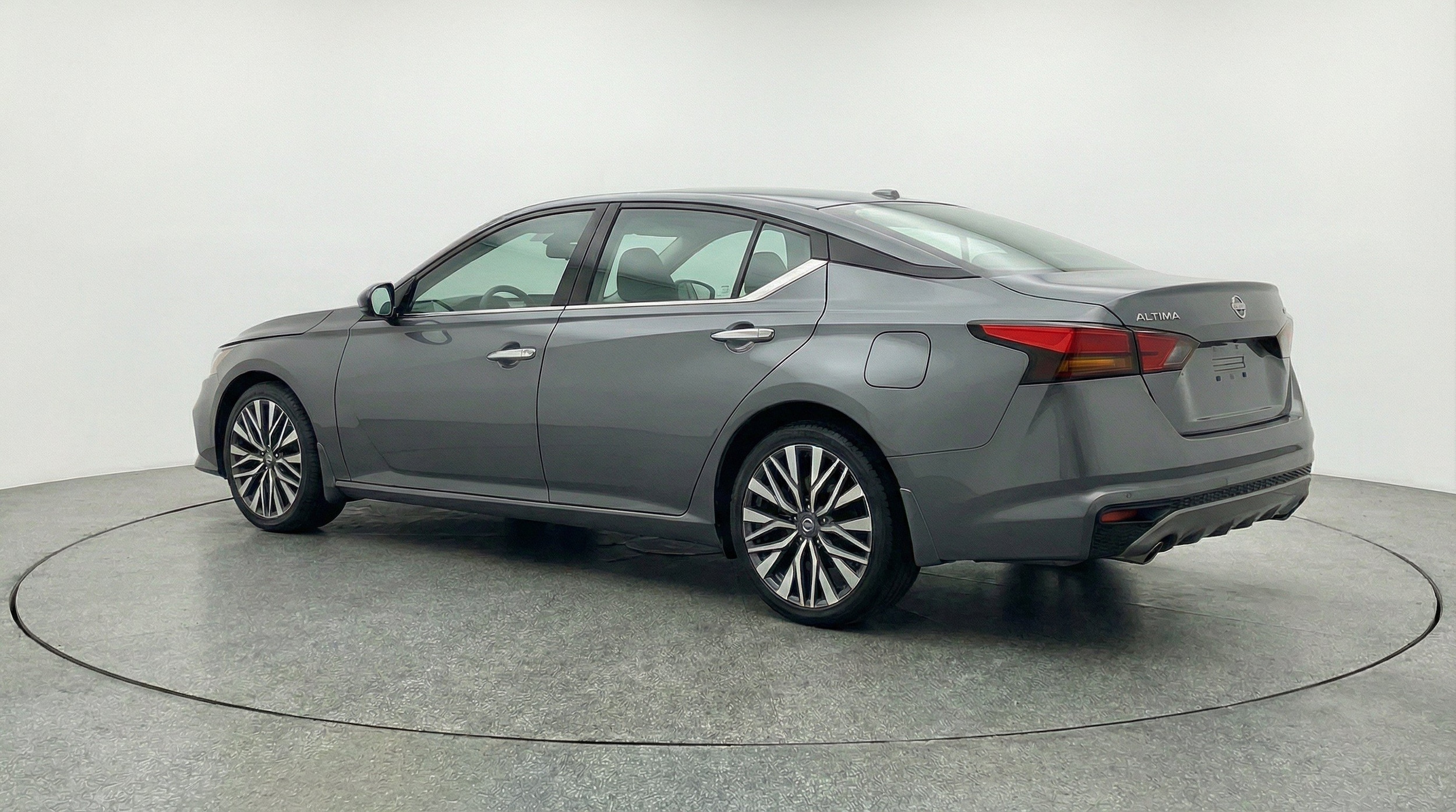 Thumbnail: 2025 Nissan Altima - 6