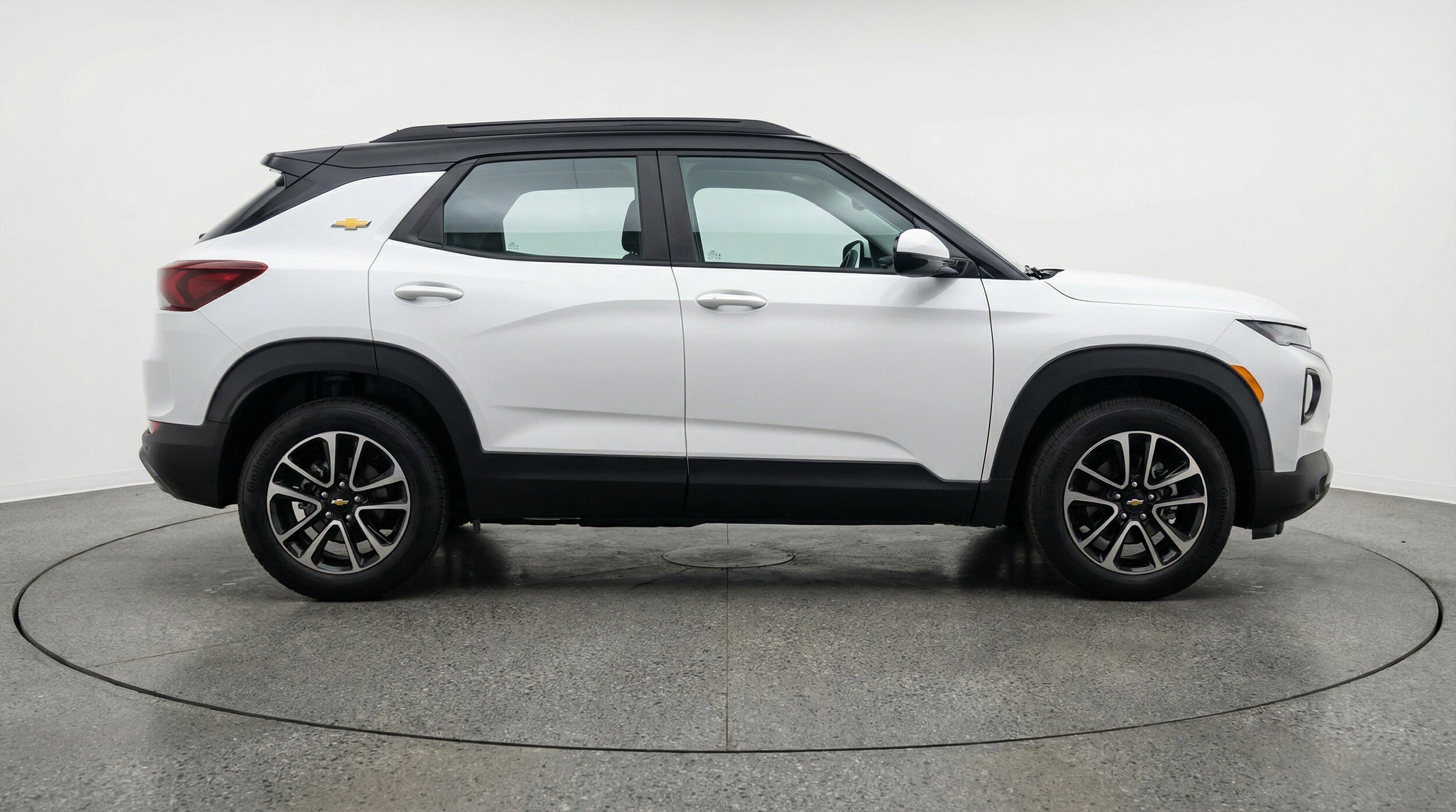 Thumbnail: 2025 Chevrolet TrailBlazer - 11