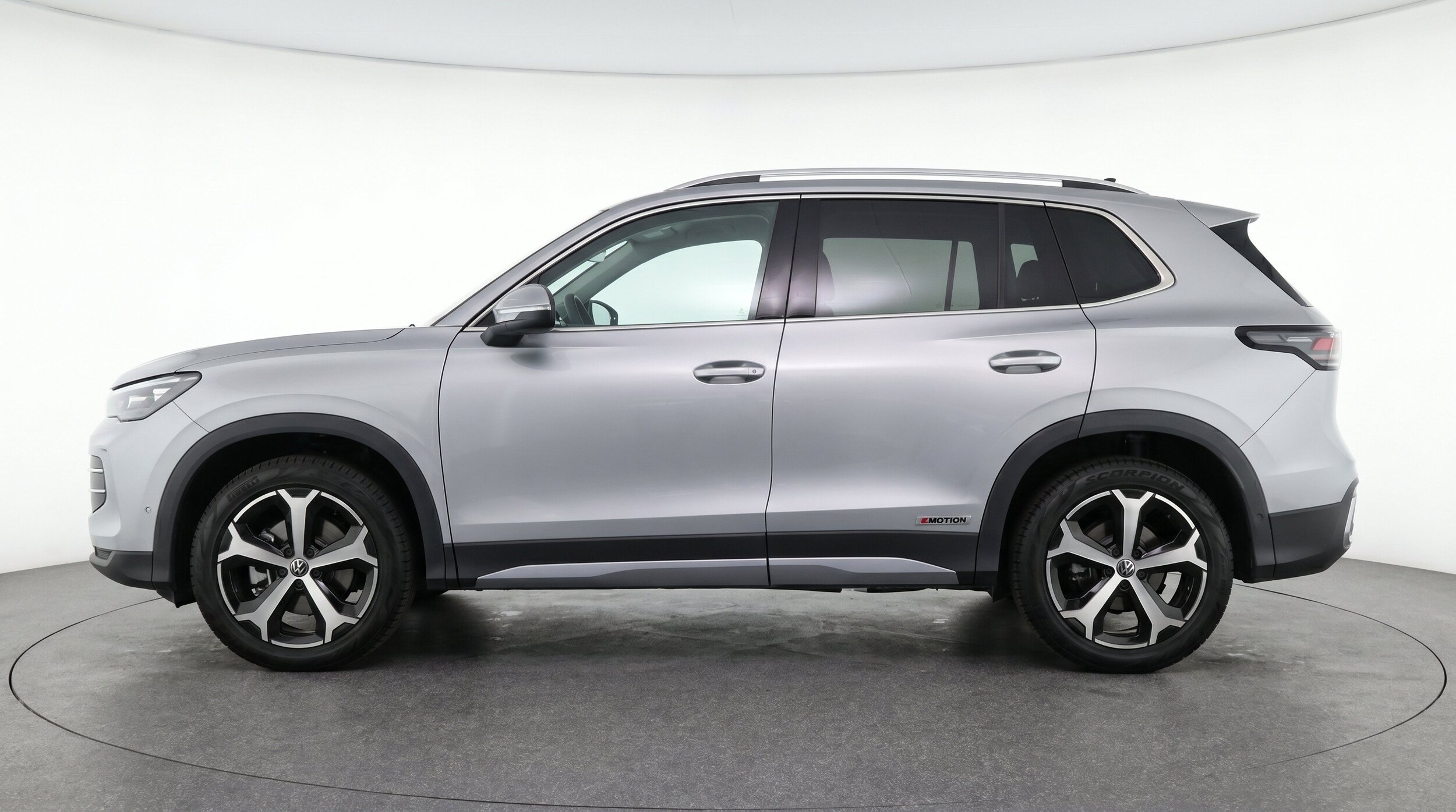 Thumbnail: 2026 Volkswagen Tiguan - 5