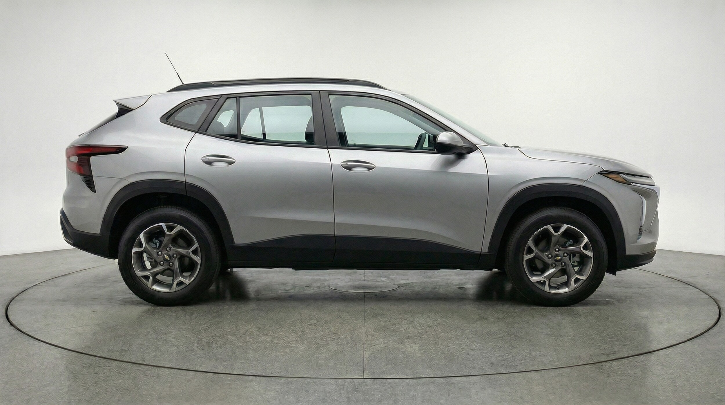 Thumbnail: 2025 Chevrolet Trax - 8