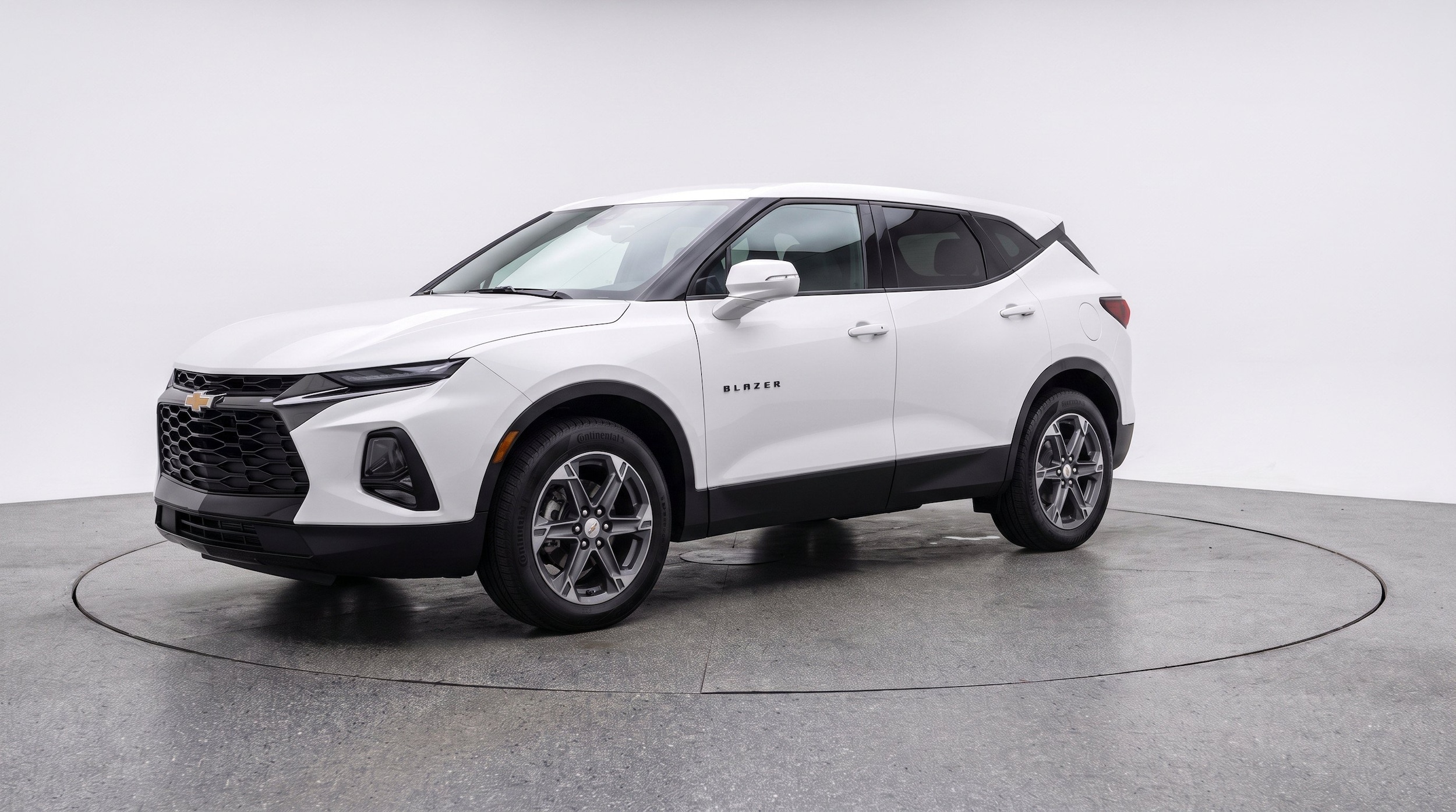 Thumbnail: 2026 Chevrolet Blazer - 3