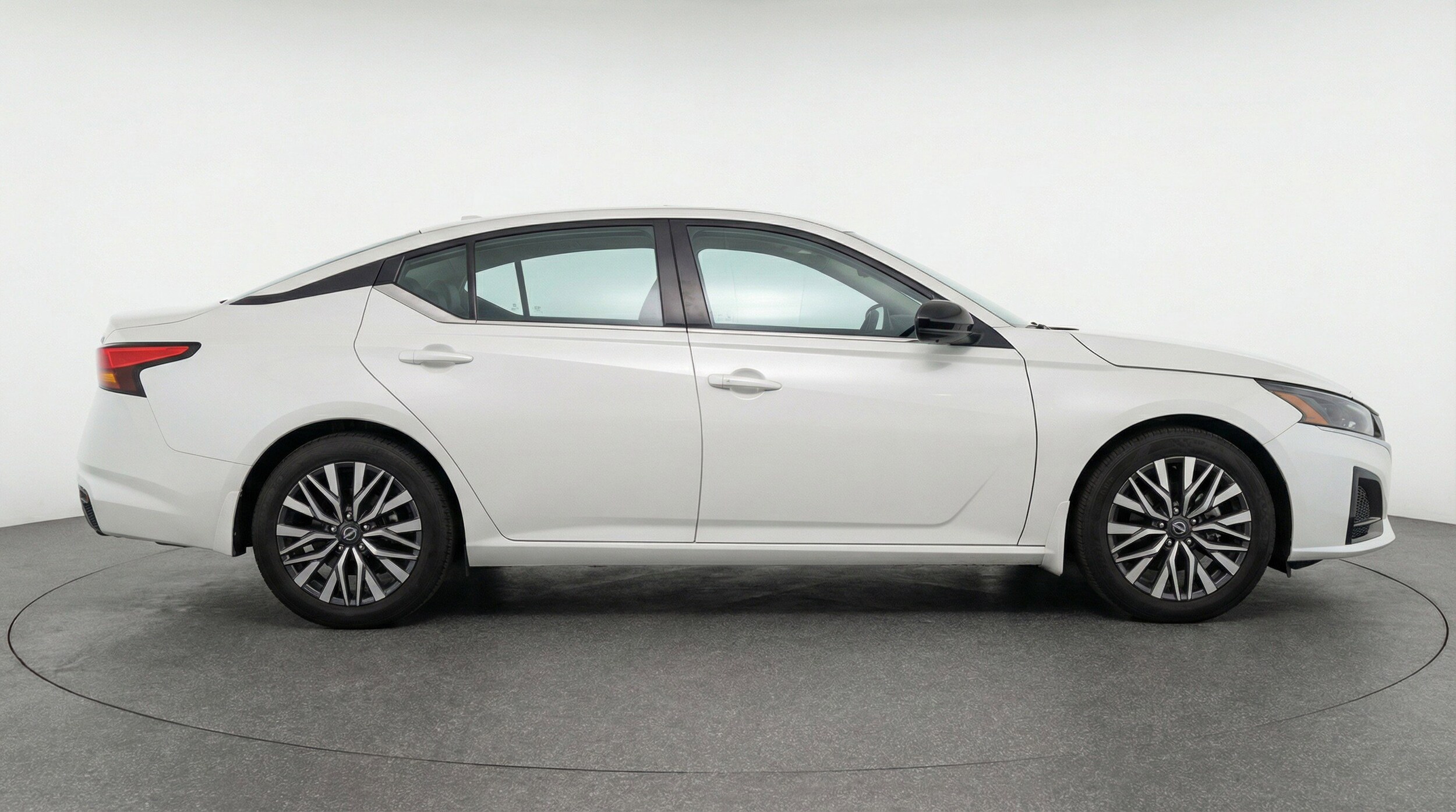 Thumbnail: 2025 Nissan Altima - 11