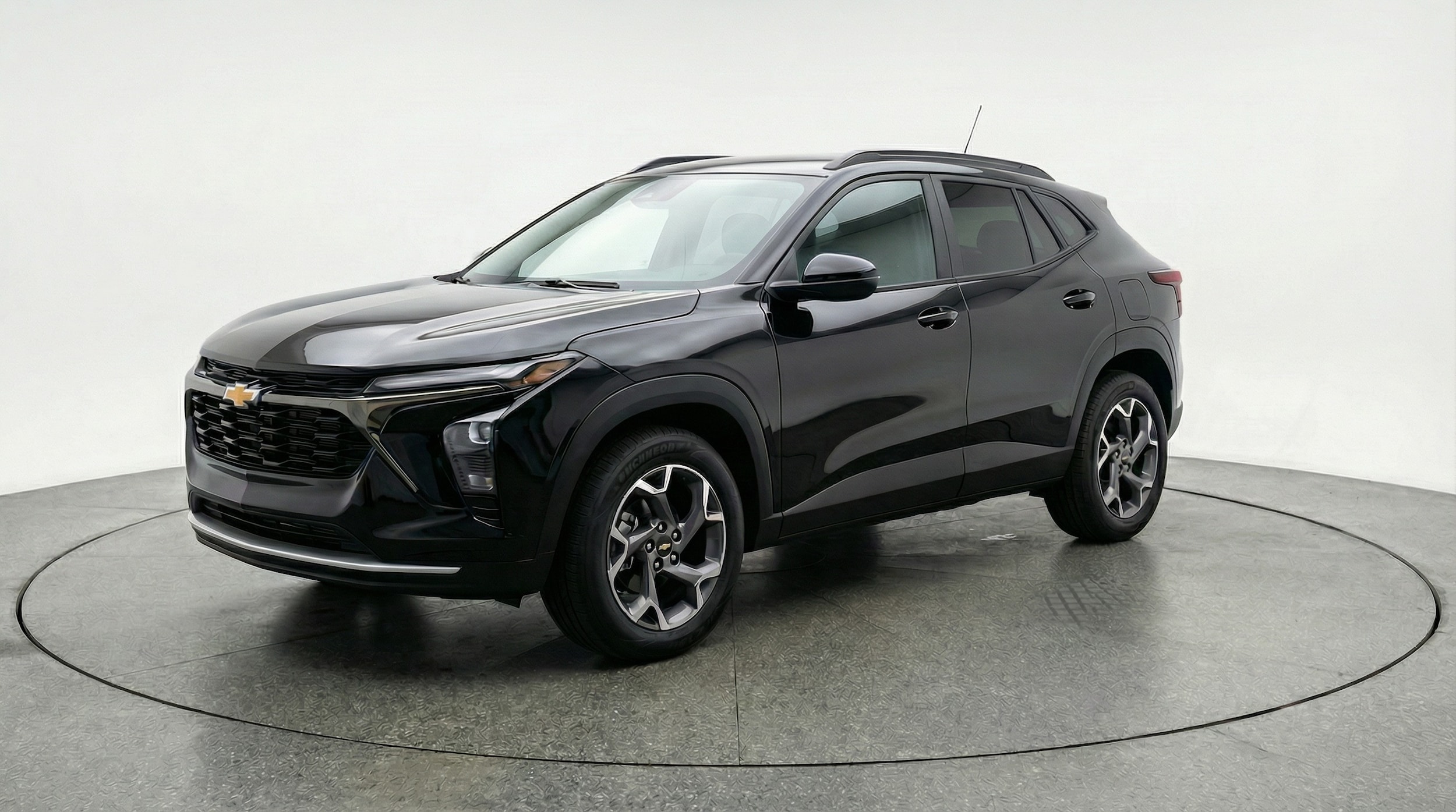 Thumbnail: 2025 Chevrolet Trax - 3