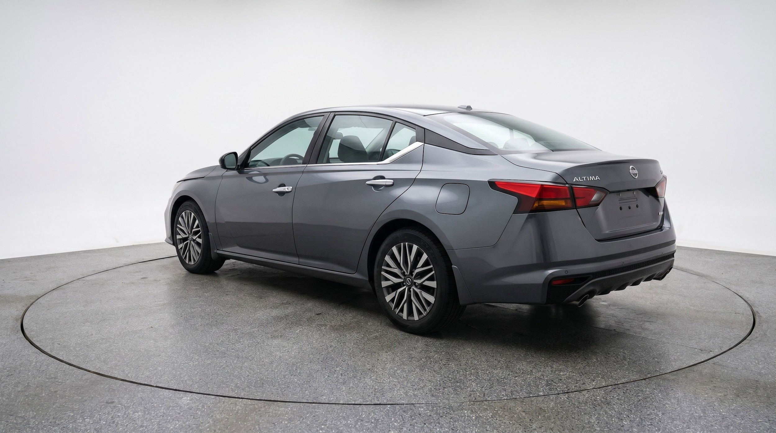 Thumbnail: 2025 Nissan Altima - 6